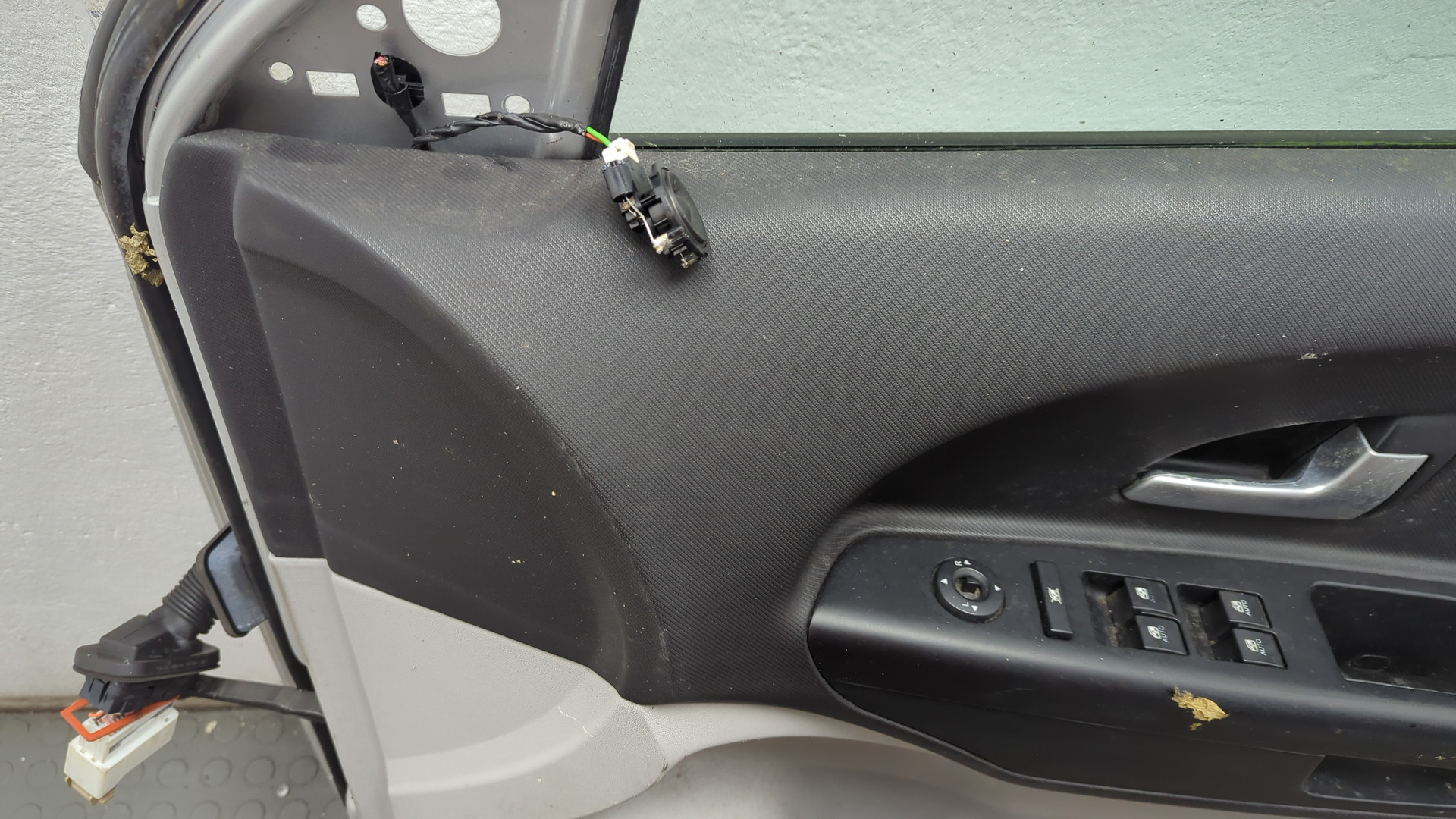 Дверь передняя правая