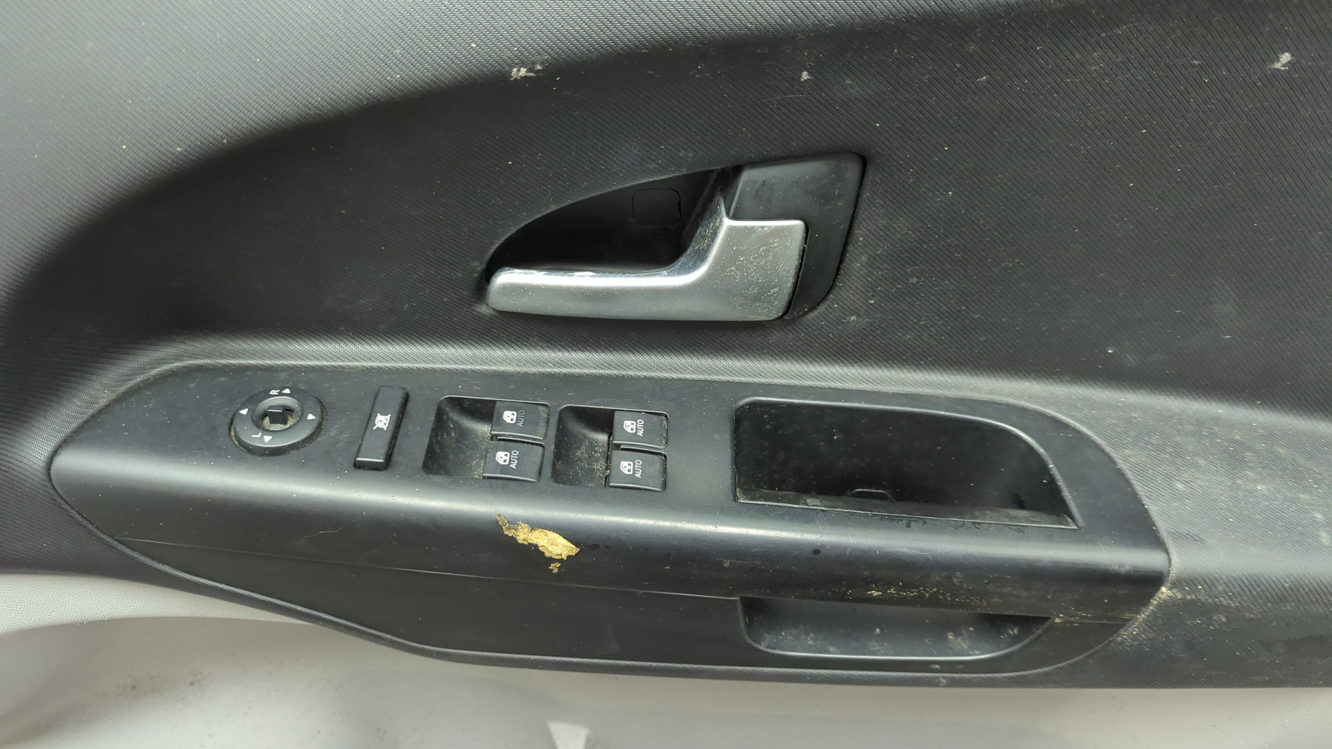 Дверь передняя правая