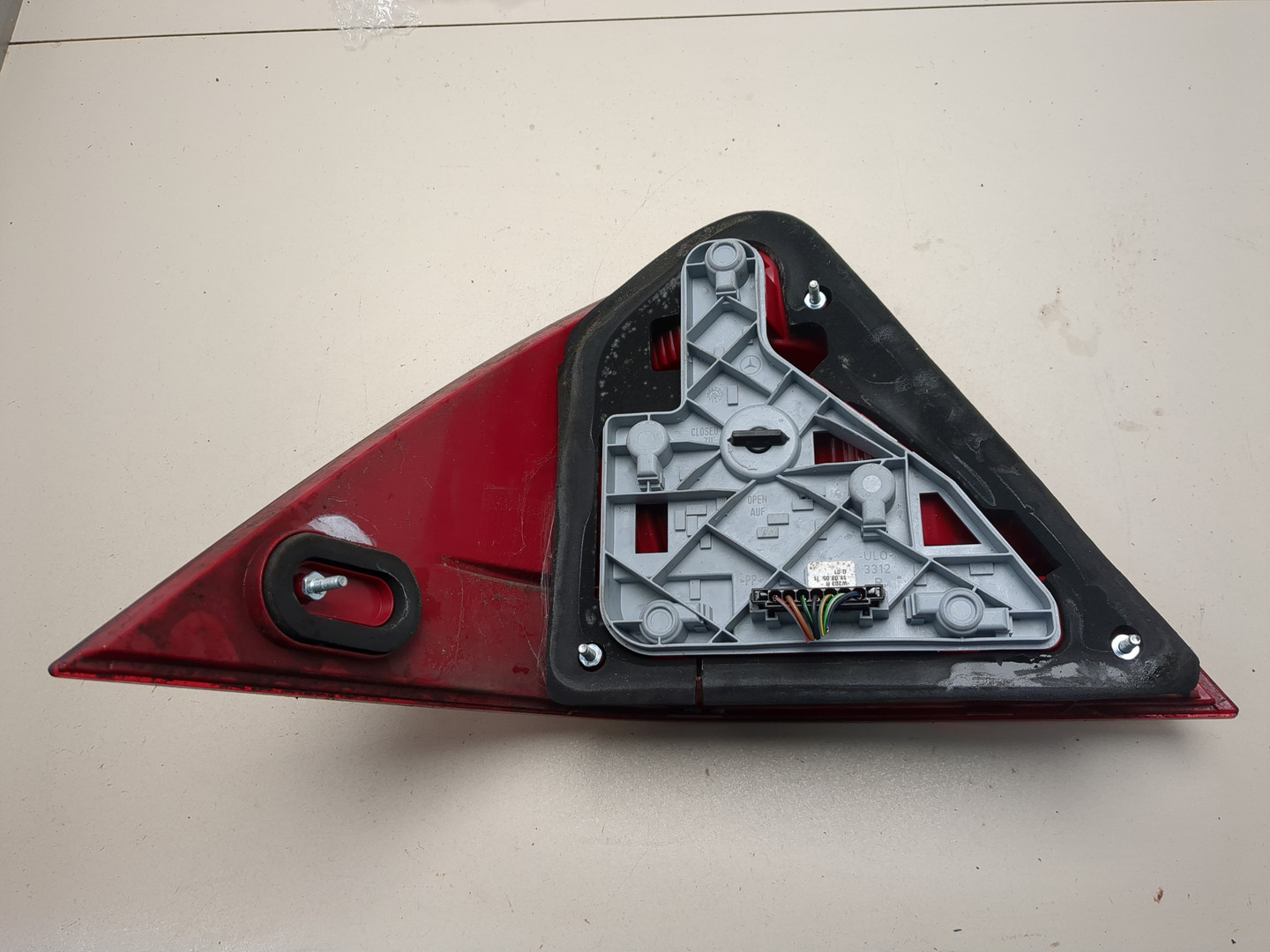 Фонарь задний правый