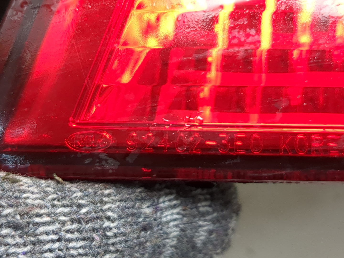 Фонарь задний правый