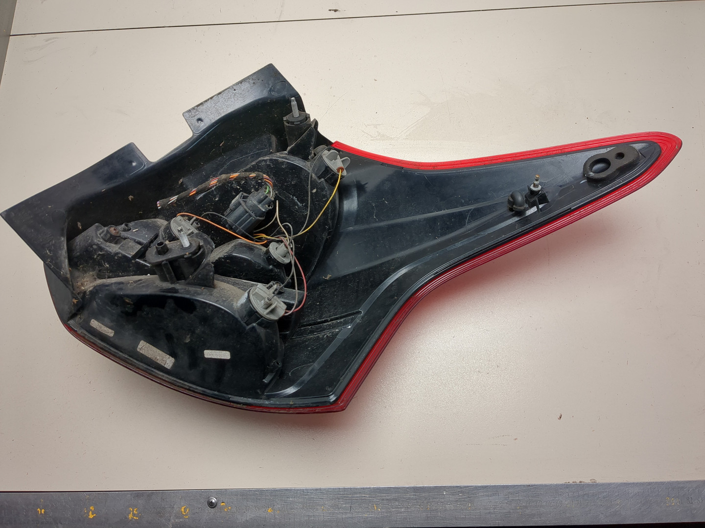 Фонарь задний левый