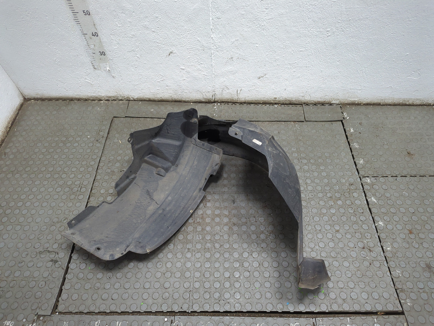 Локер передний правый