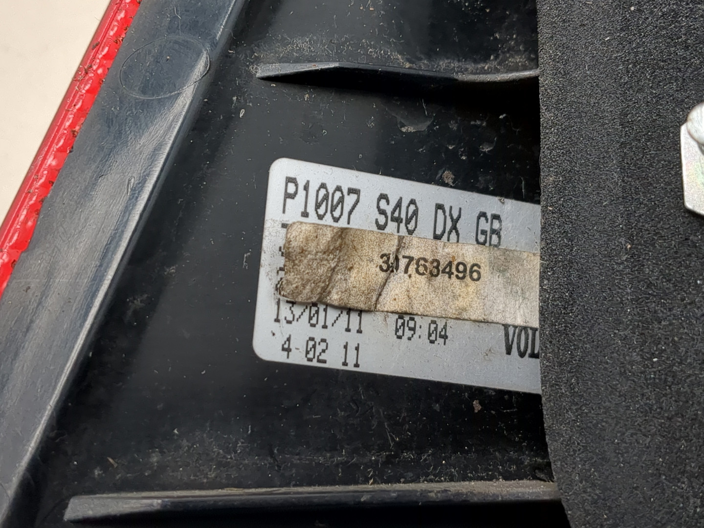 Фонарь задний правый