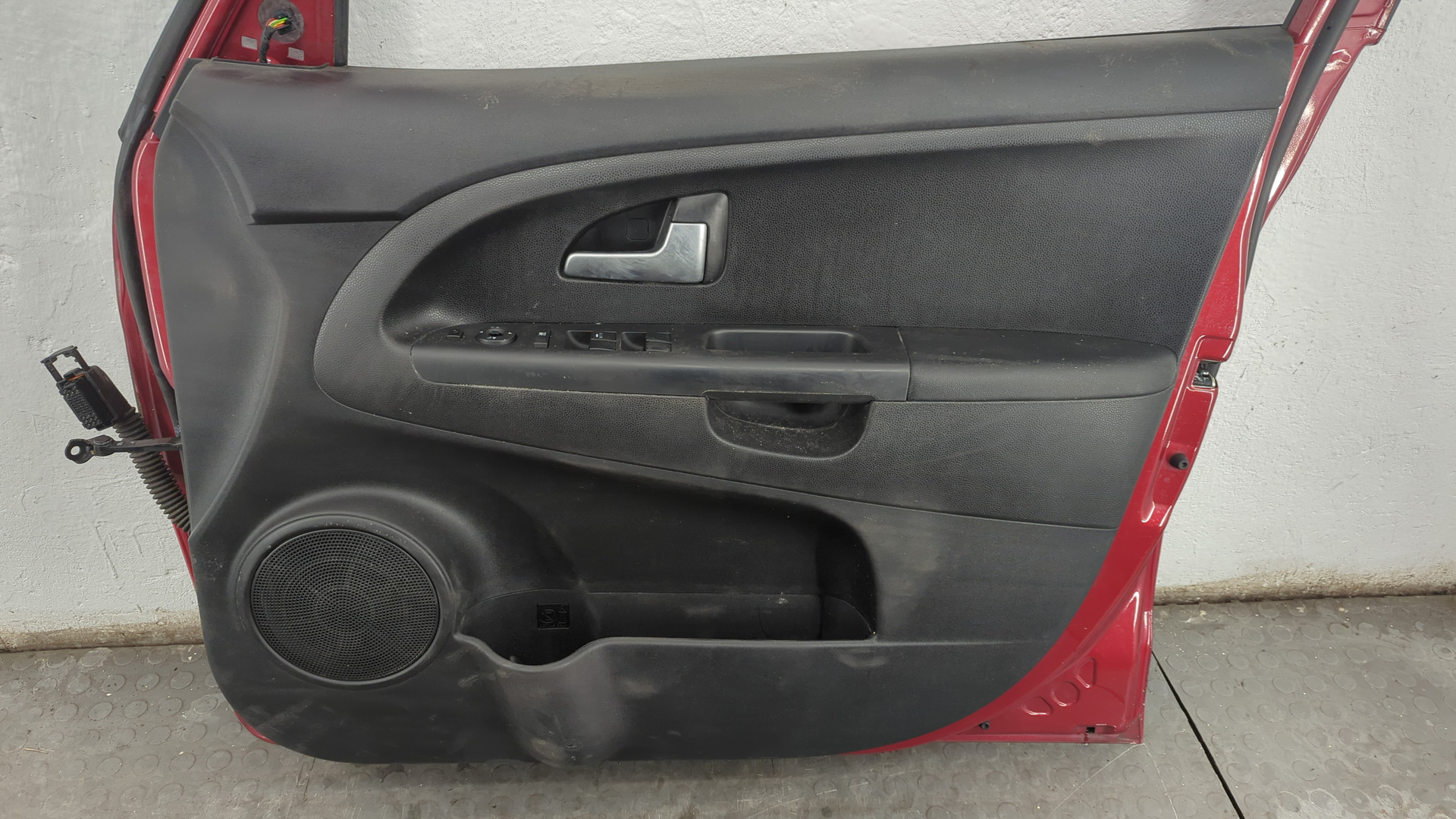 Дверь передняя правая