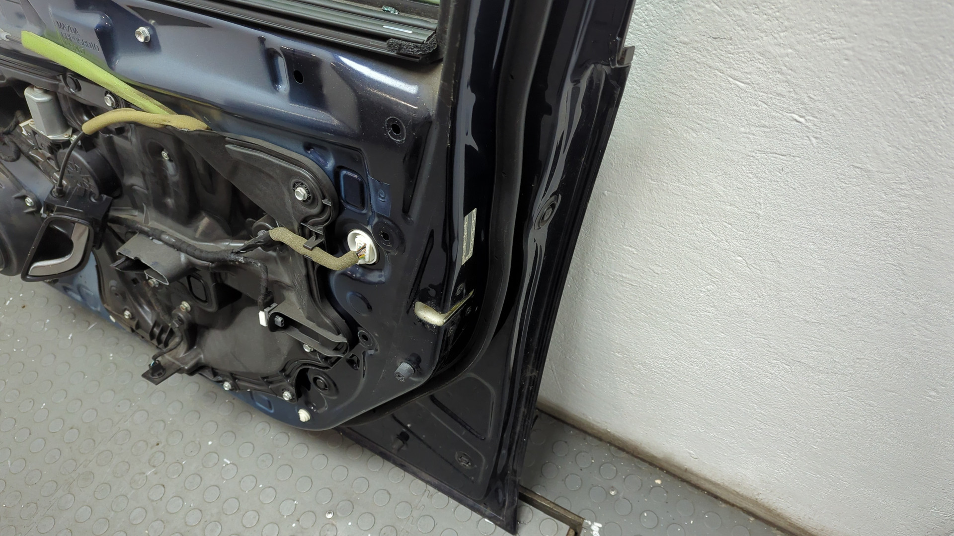 Дверь передняя правая