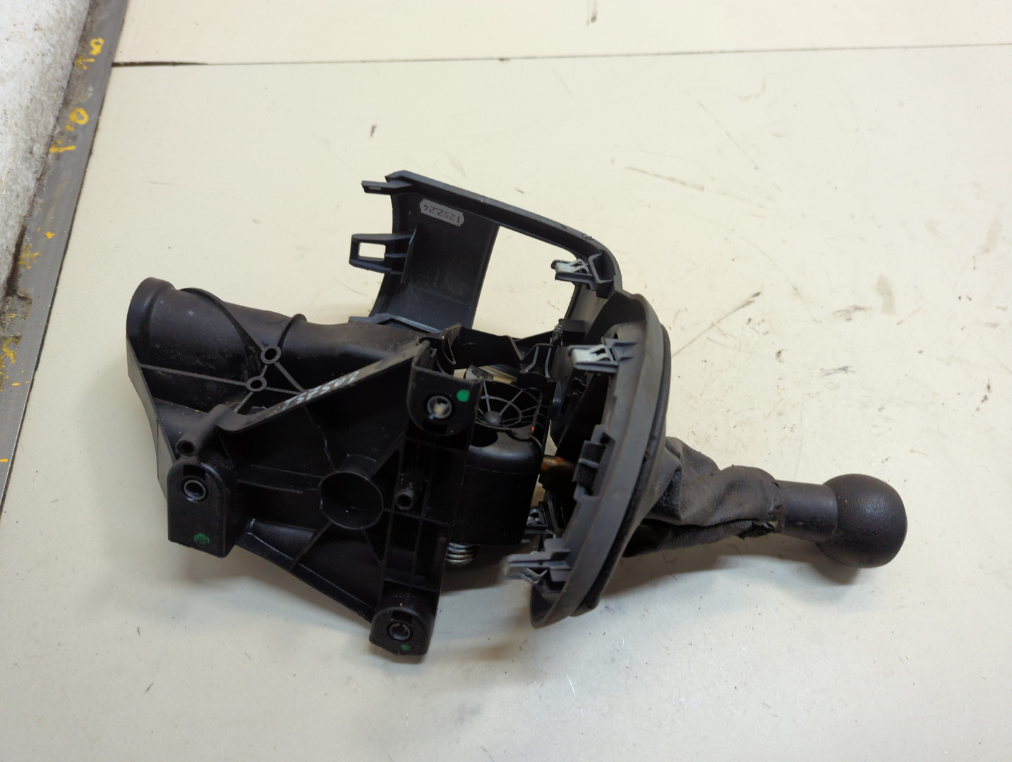 Кулиса МКПП / АКПП