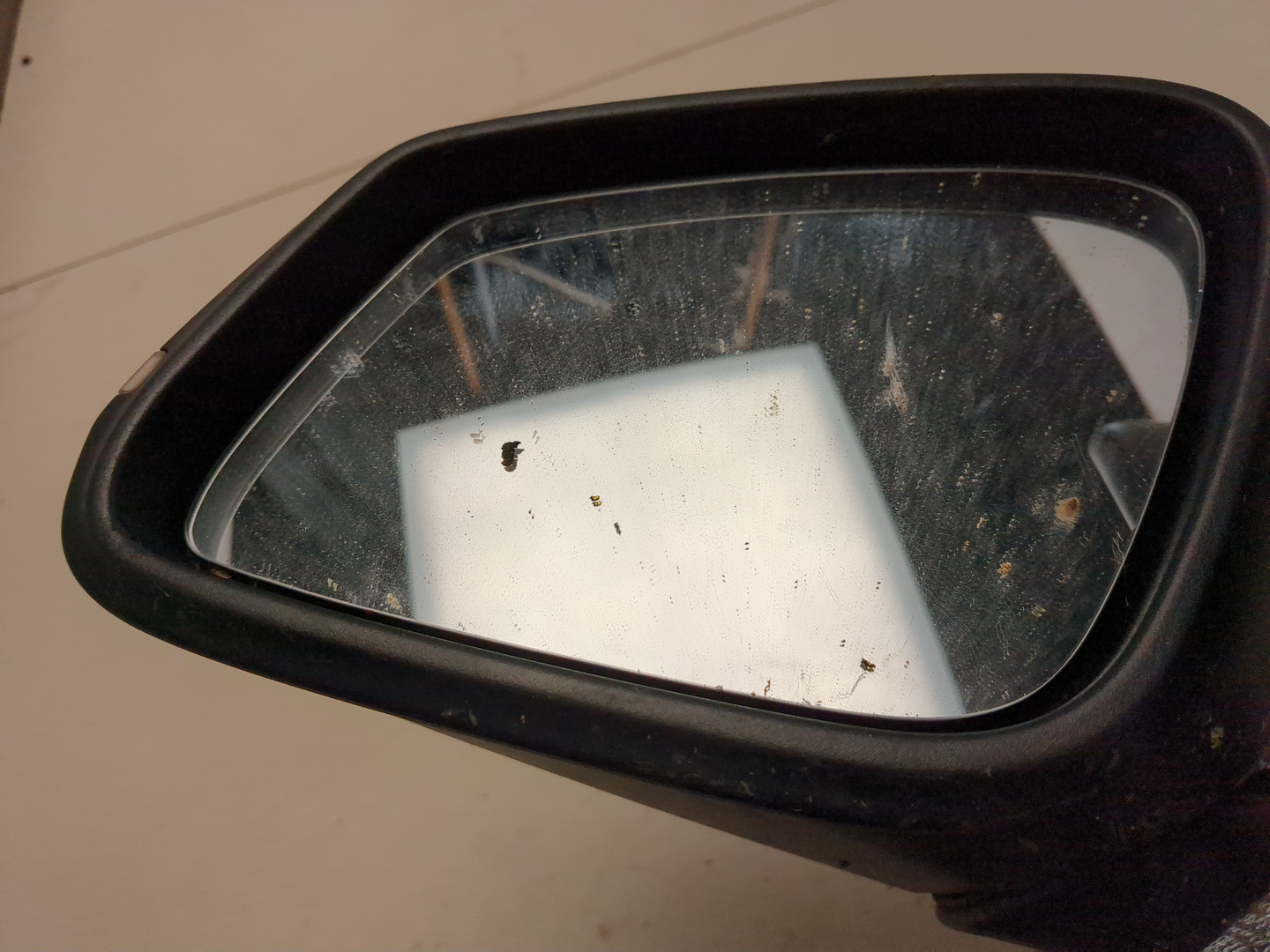 Зеркало левое электрическое