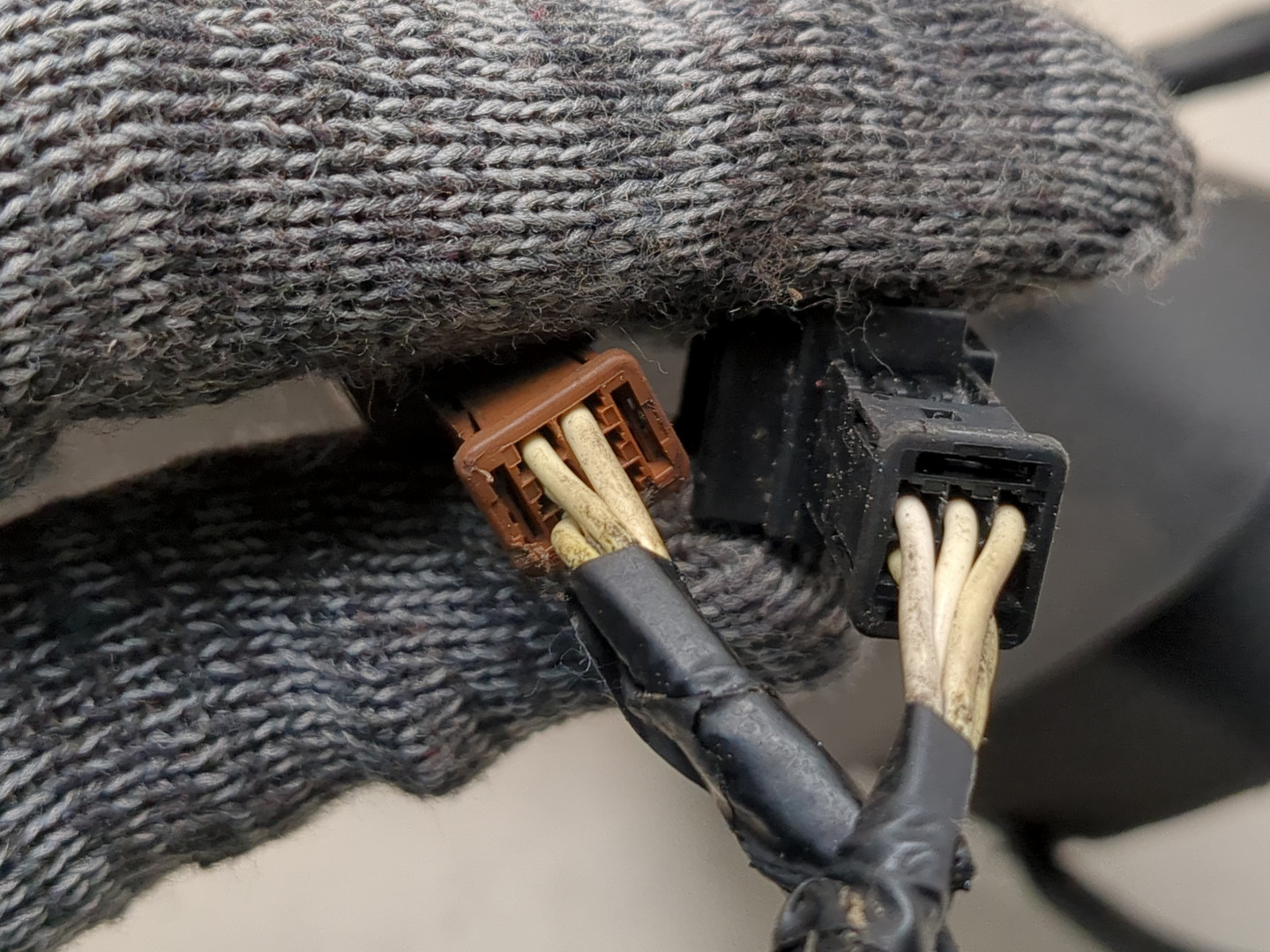 Зеркало правое электрическое