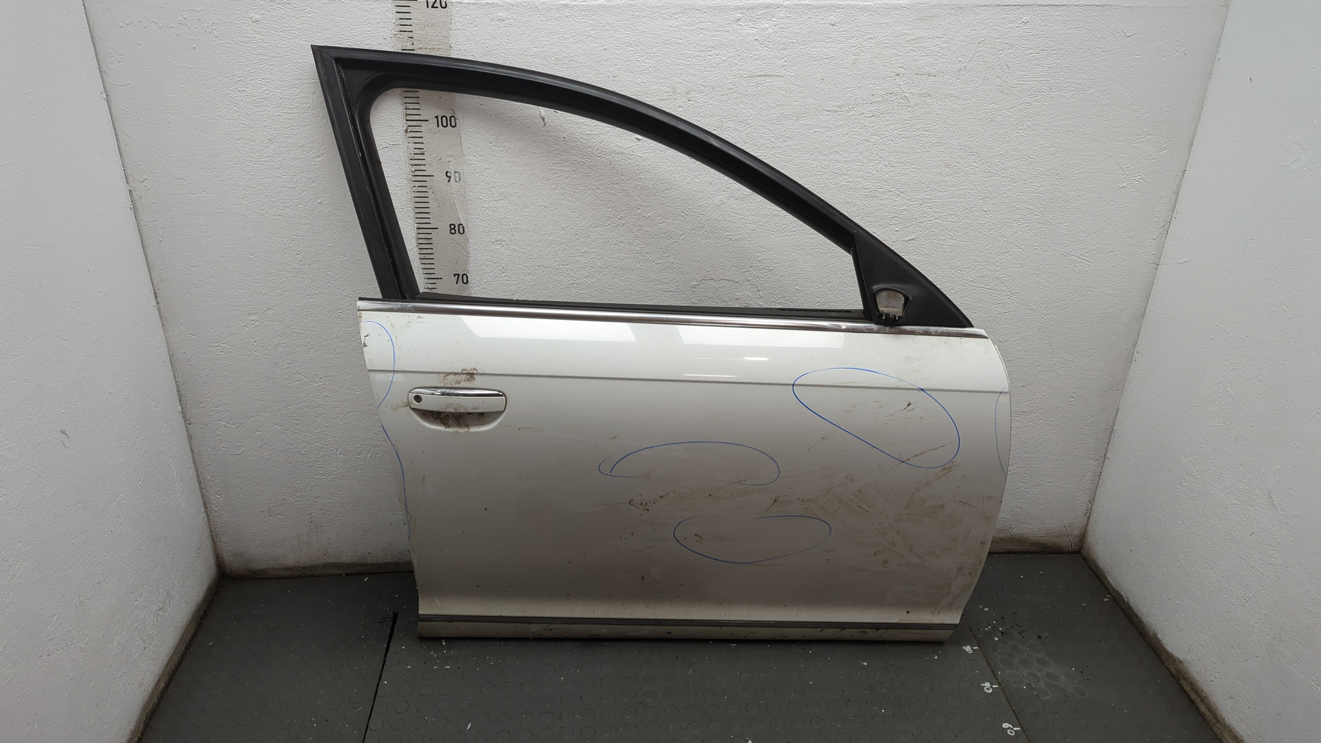 Дверь передняя правая