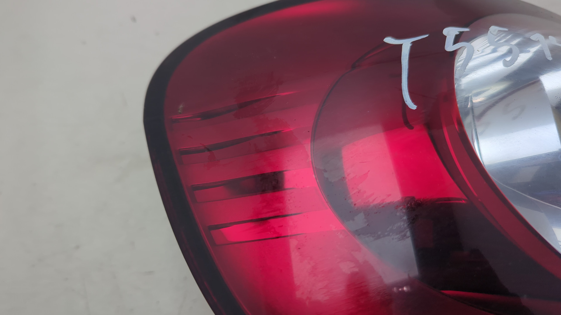 Фонарь задний левый