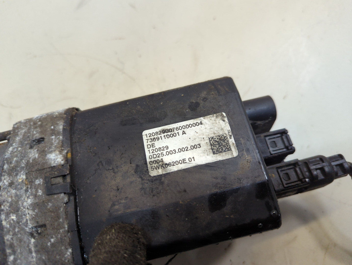 Серводвигатель рулевой рейки