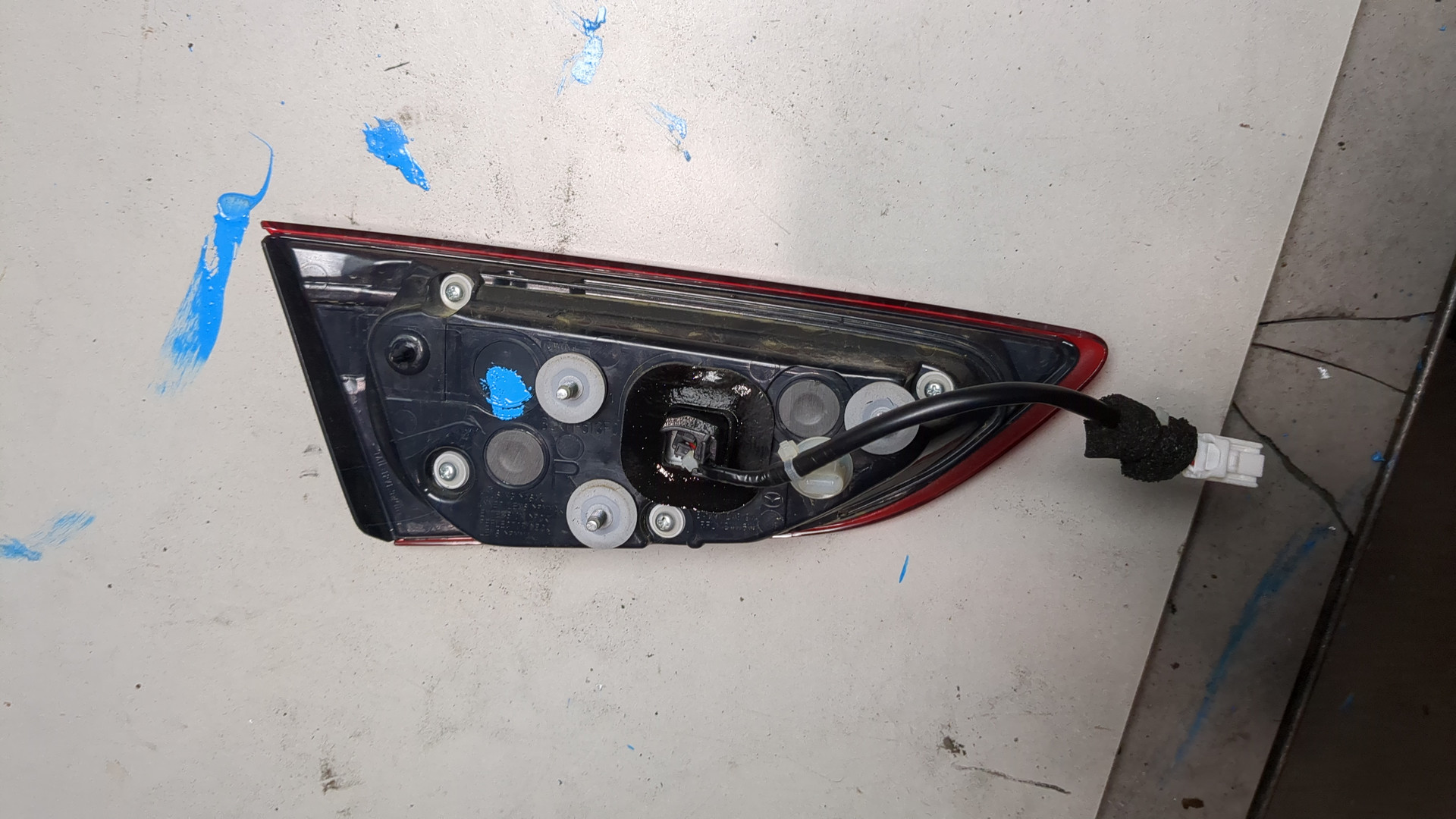 Фонарь задний внутренний правый