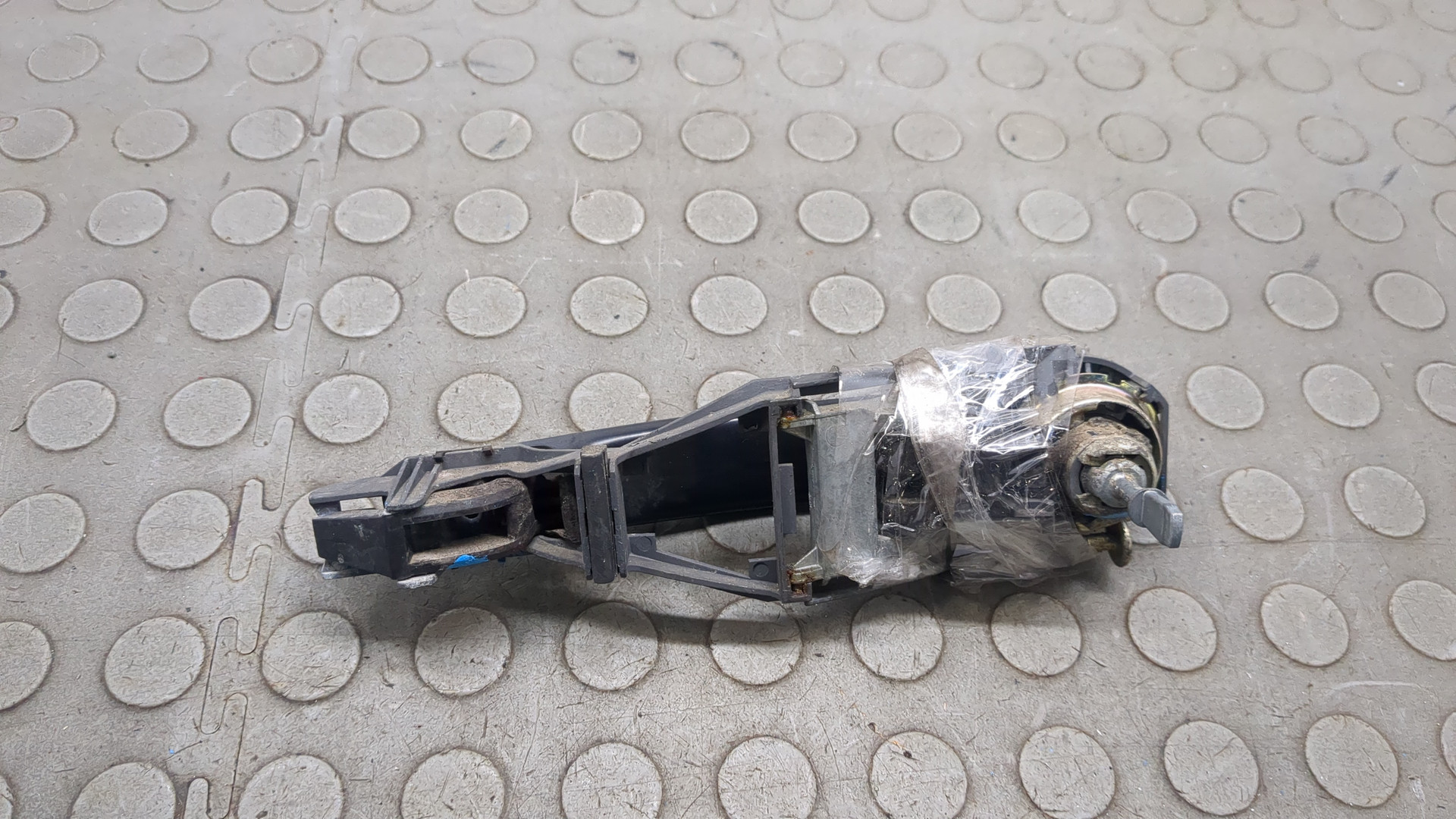 Ручка двери наружная