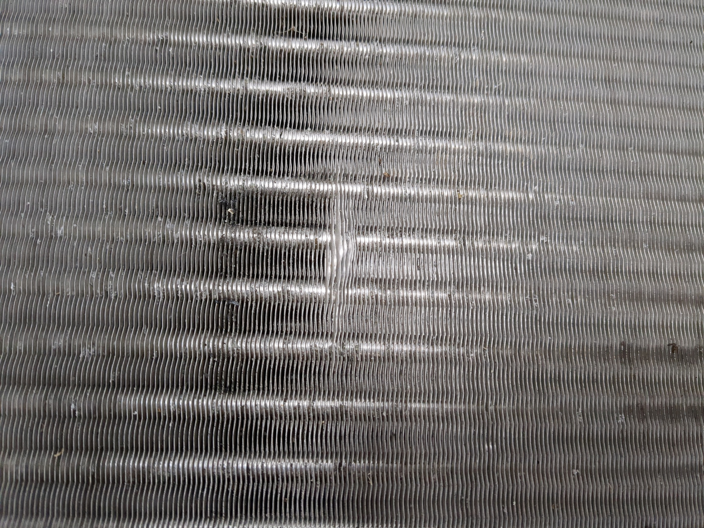 Радиатор охлаждения двигателя основной