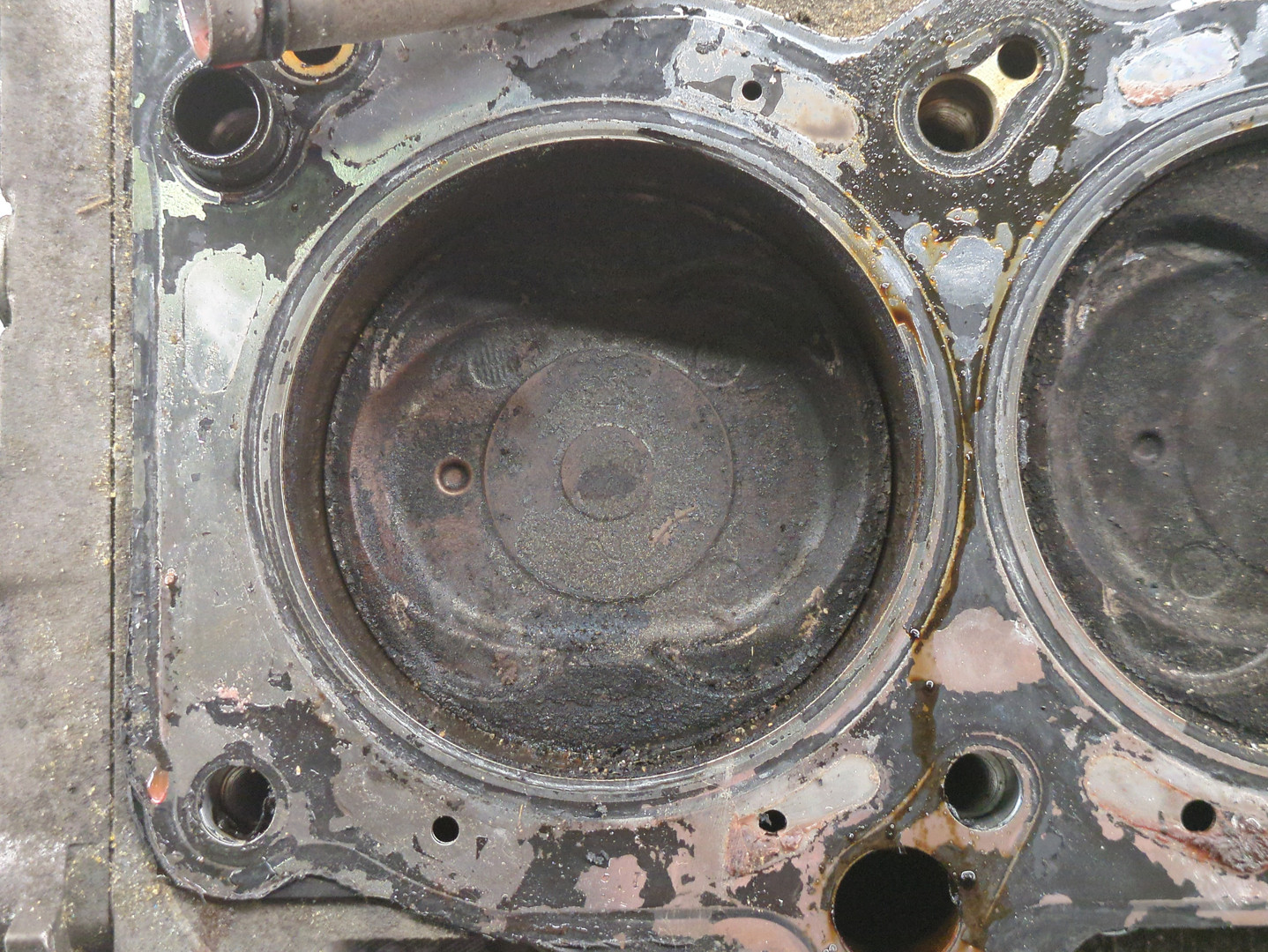 Блок двигателя