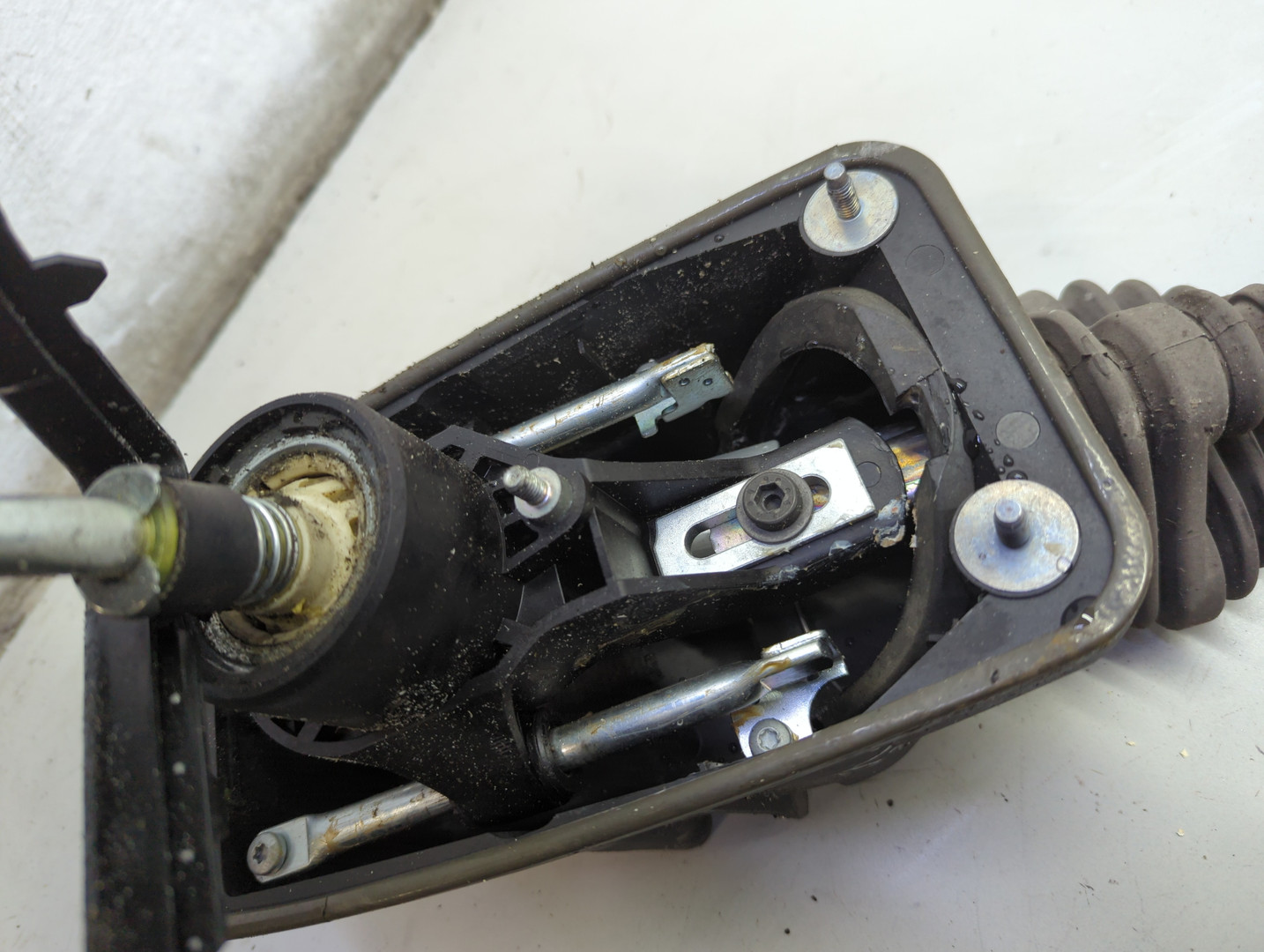 Кулиса МКПП / АКПП