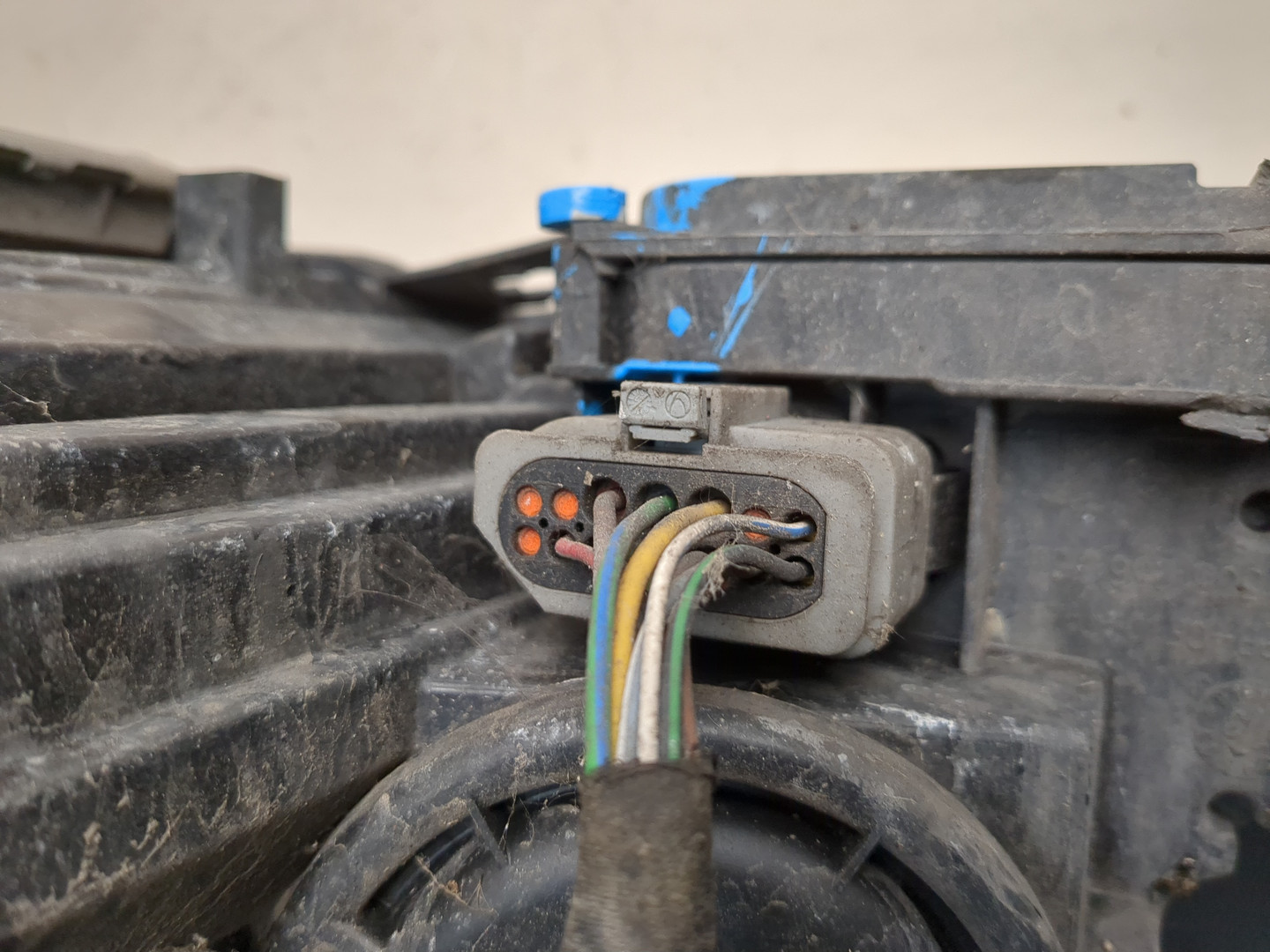 Фара правая