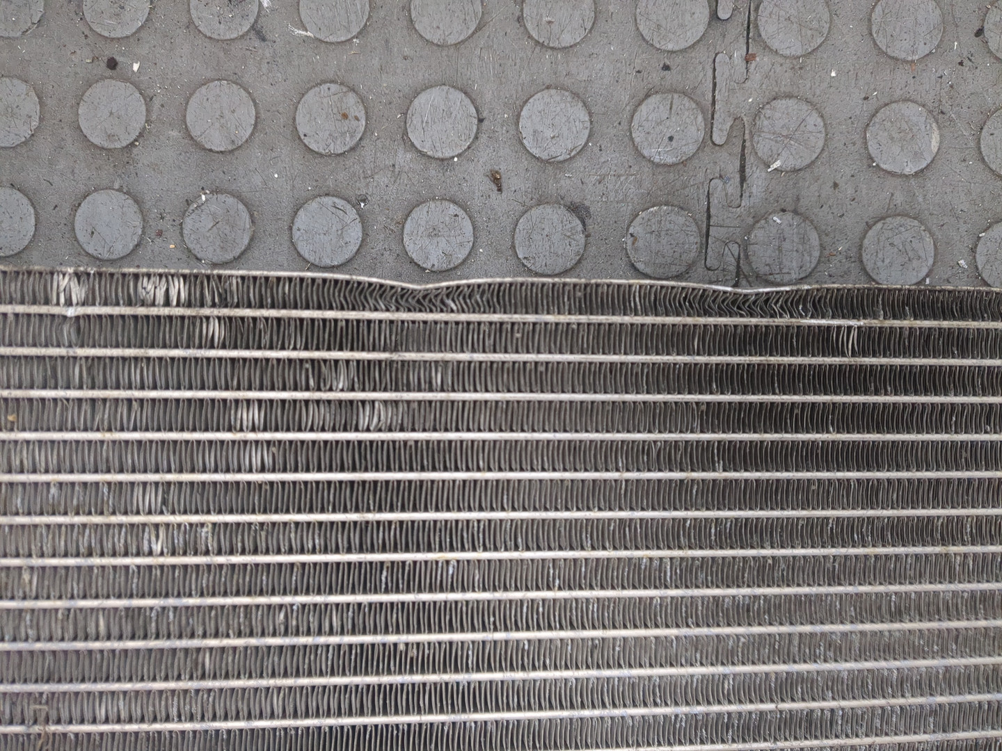 Радиатор кондиционера / конденсер