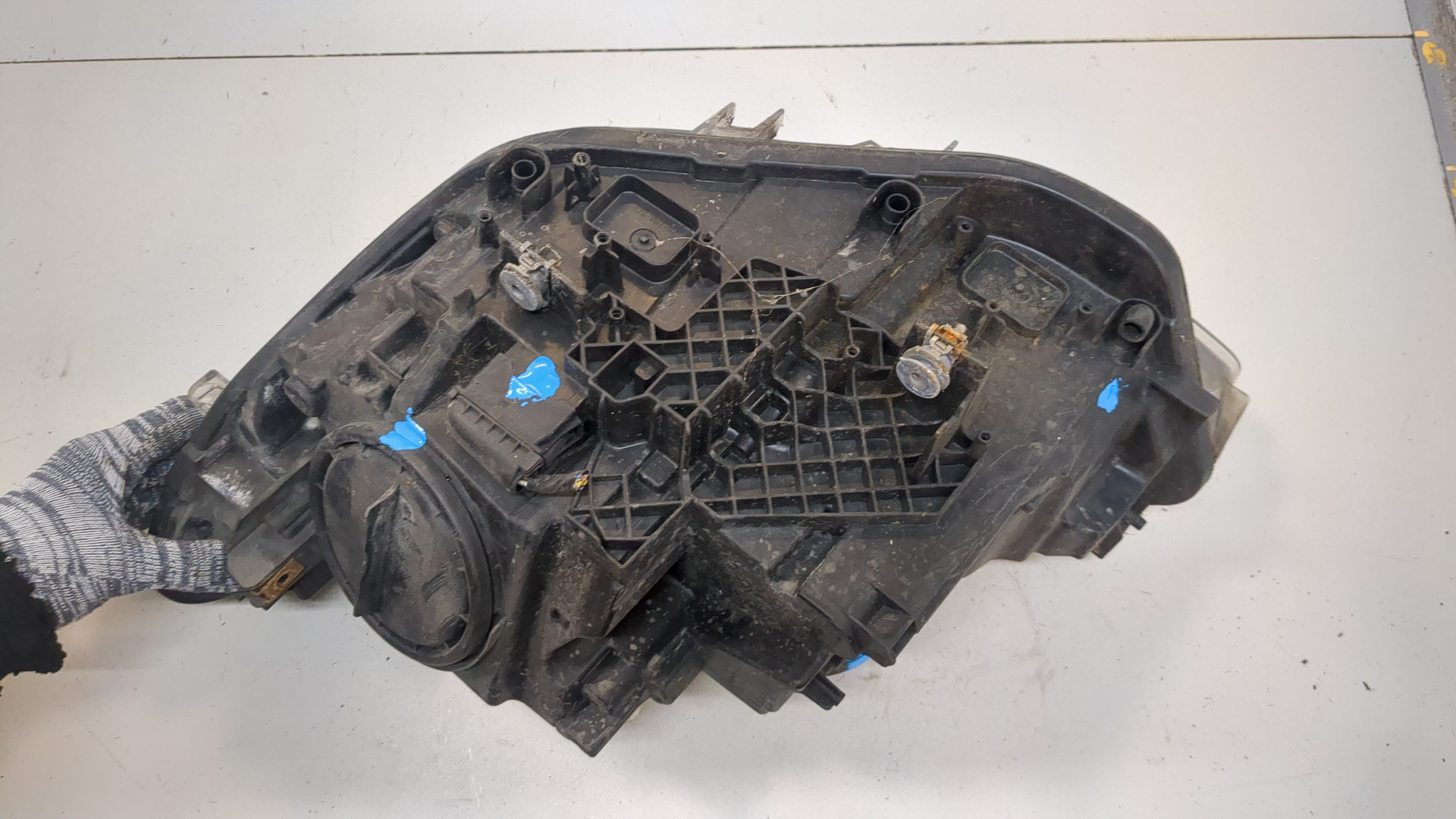 Фара правая