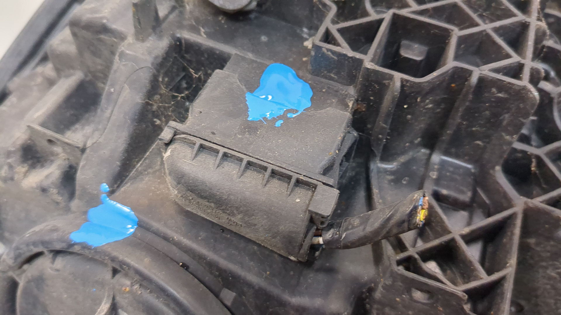 Фара правая