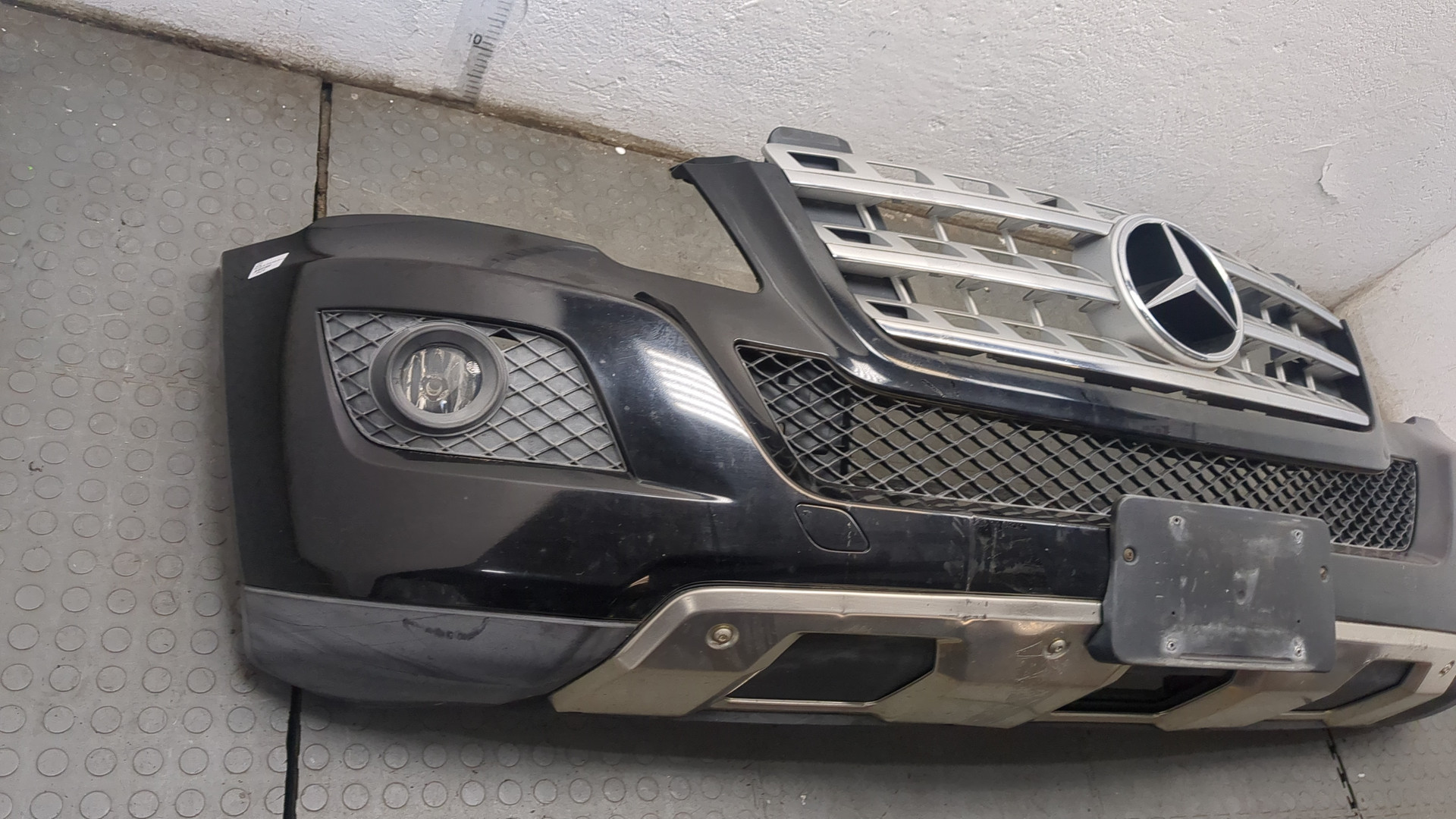 Бампер передний