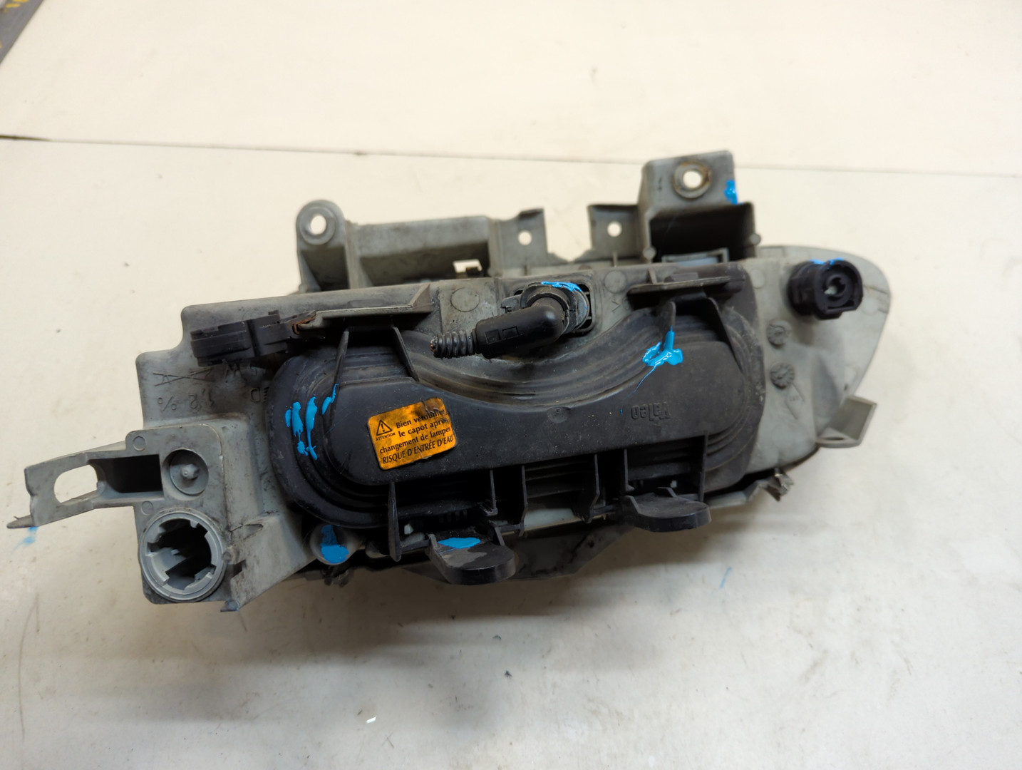 Фара правая