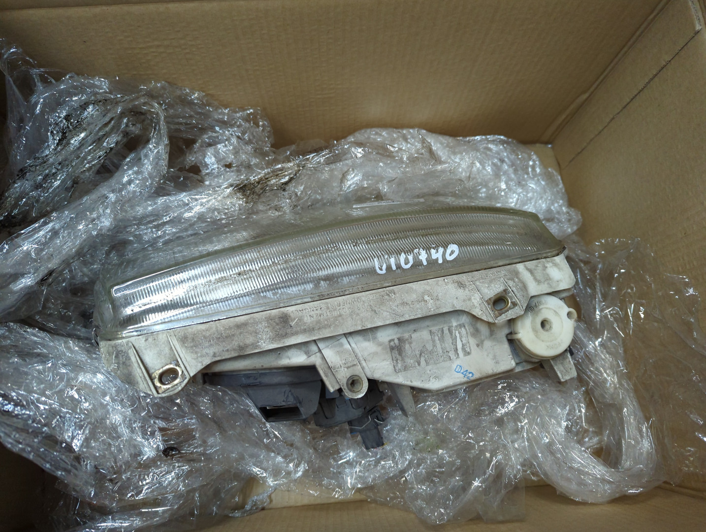 Фара правая