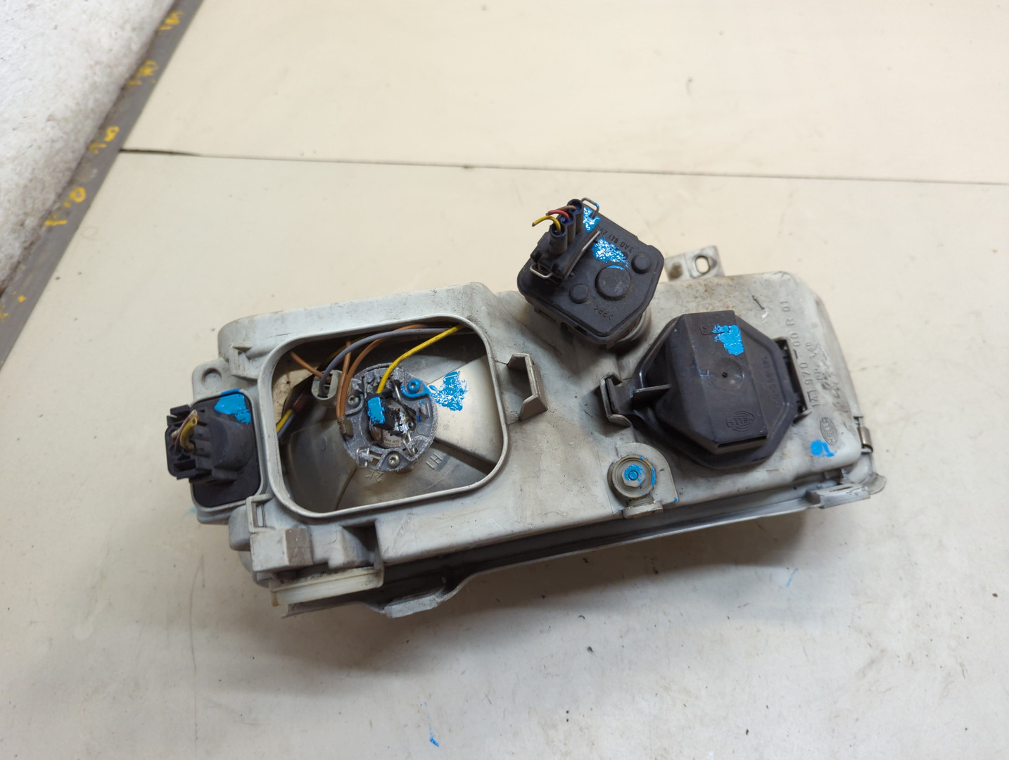 Фара правая