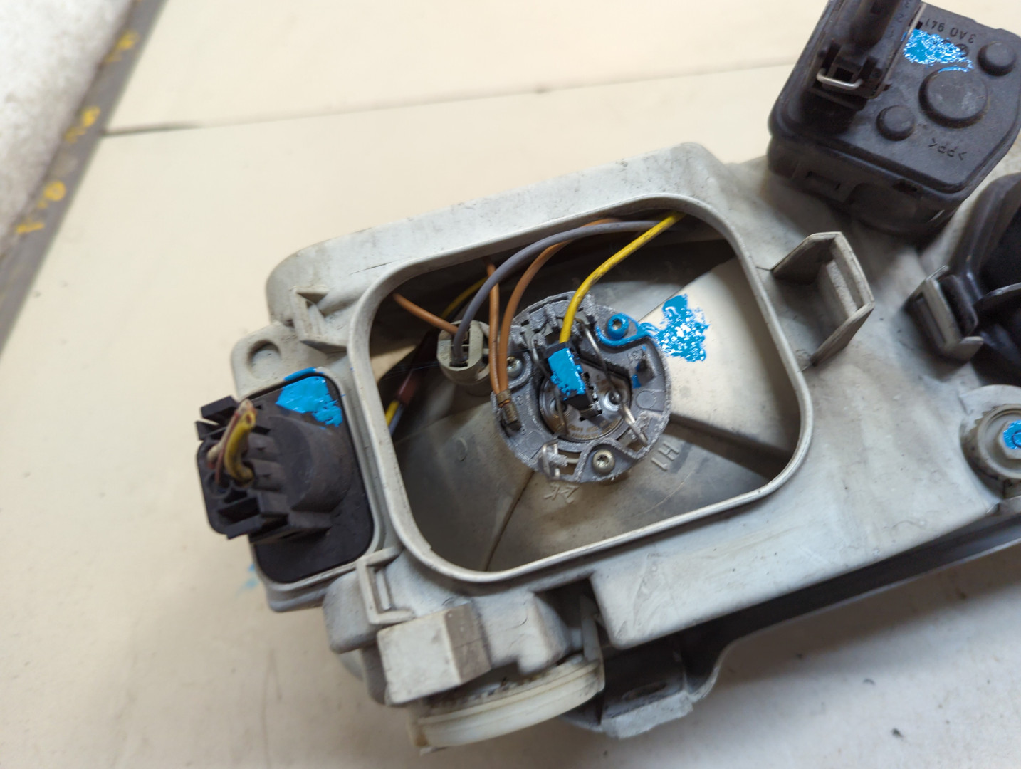 Фара правая