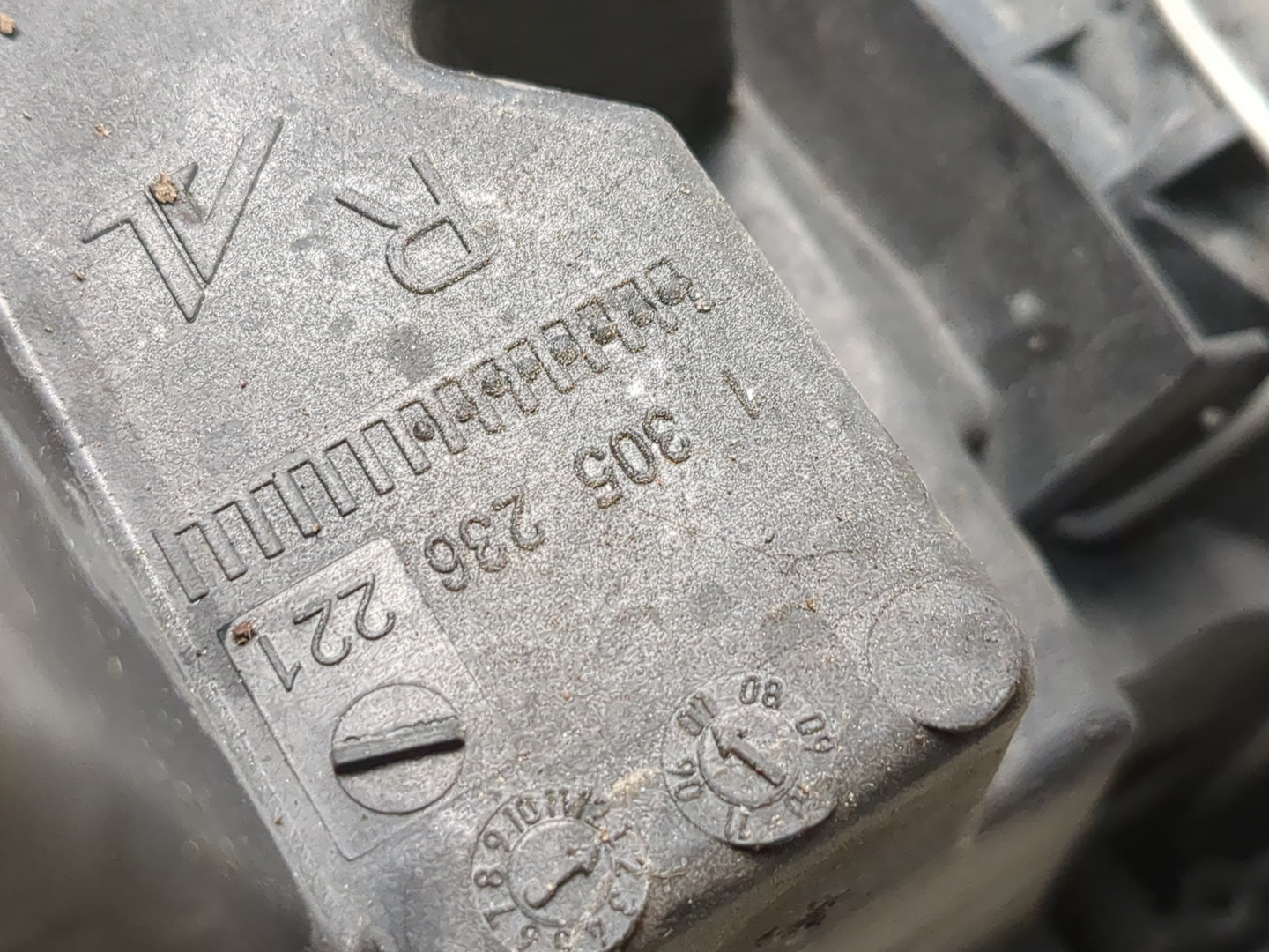 Фара правая