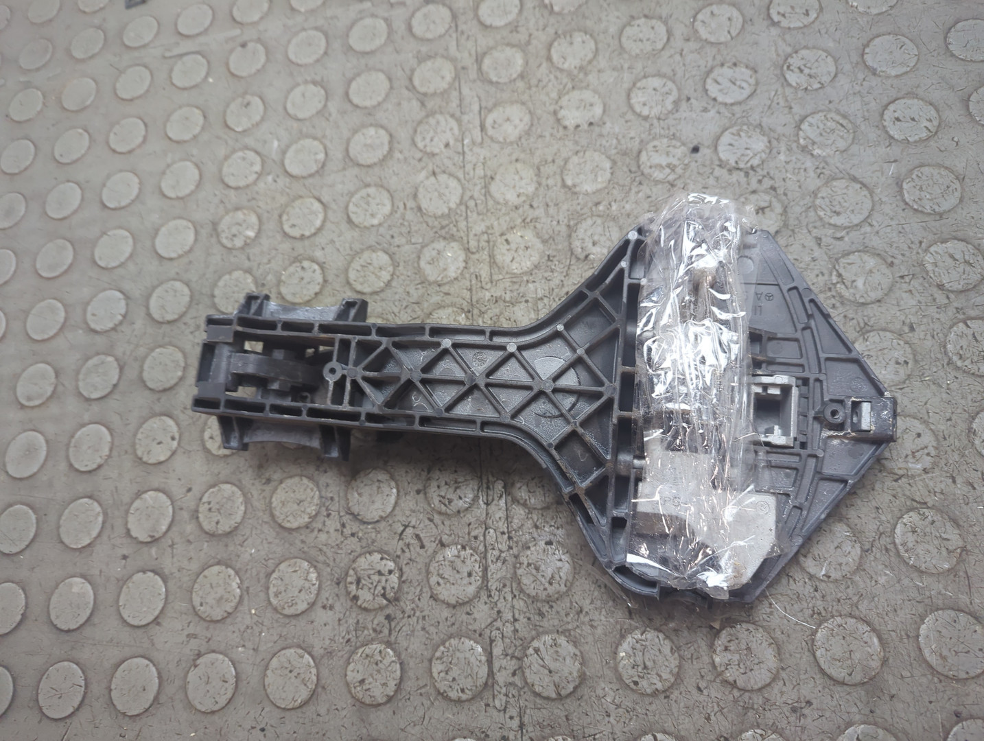 Ручка двери наружная