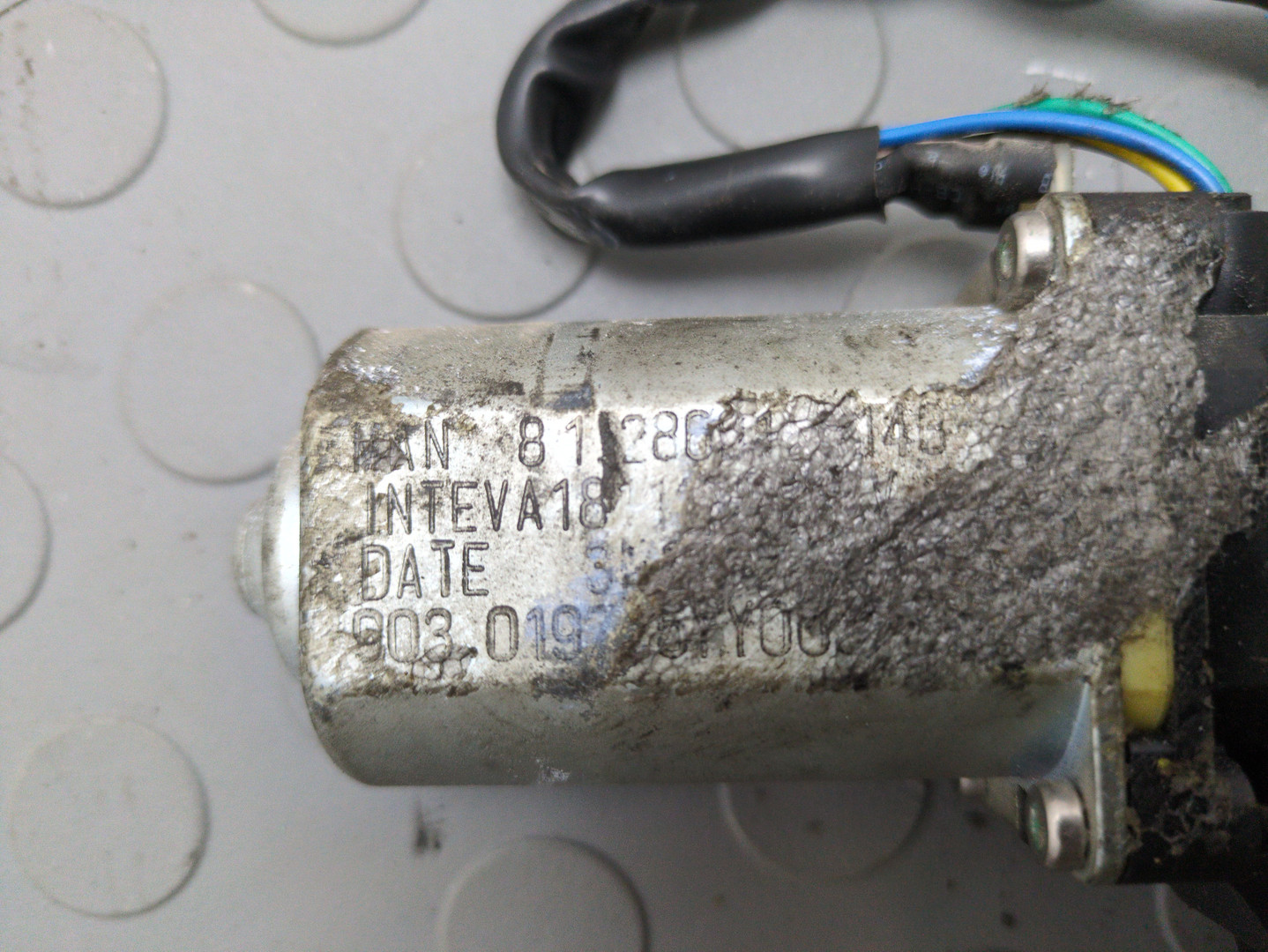 Стеклоподъемник электр. передний правый