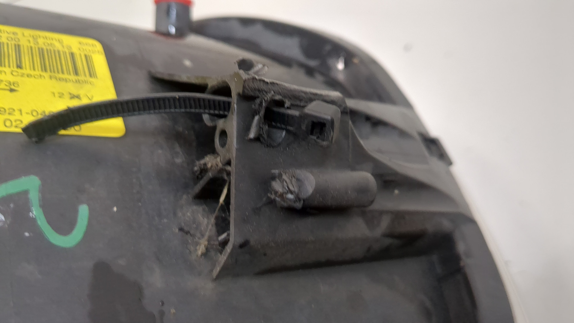 Фара правая