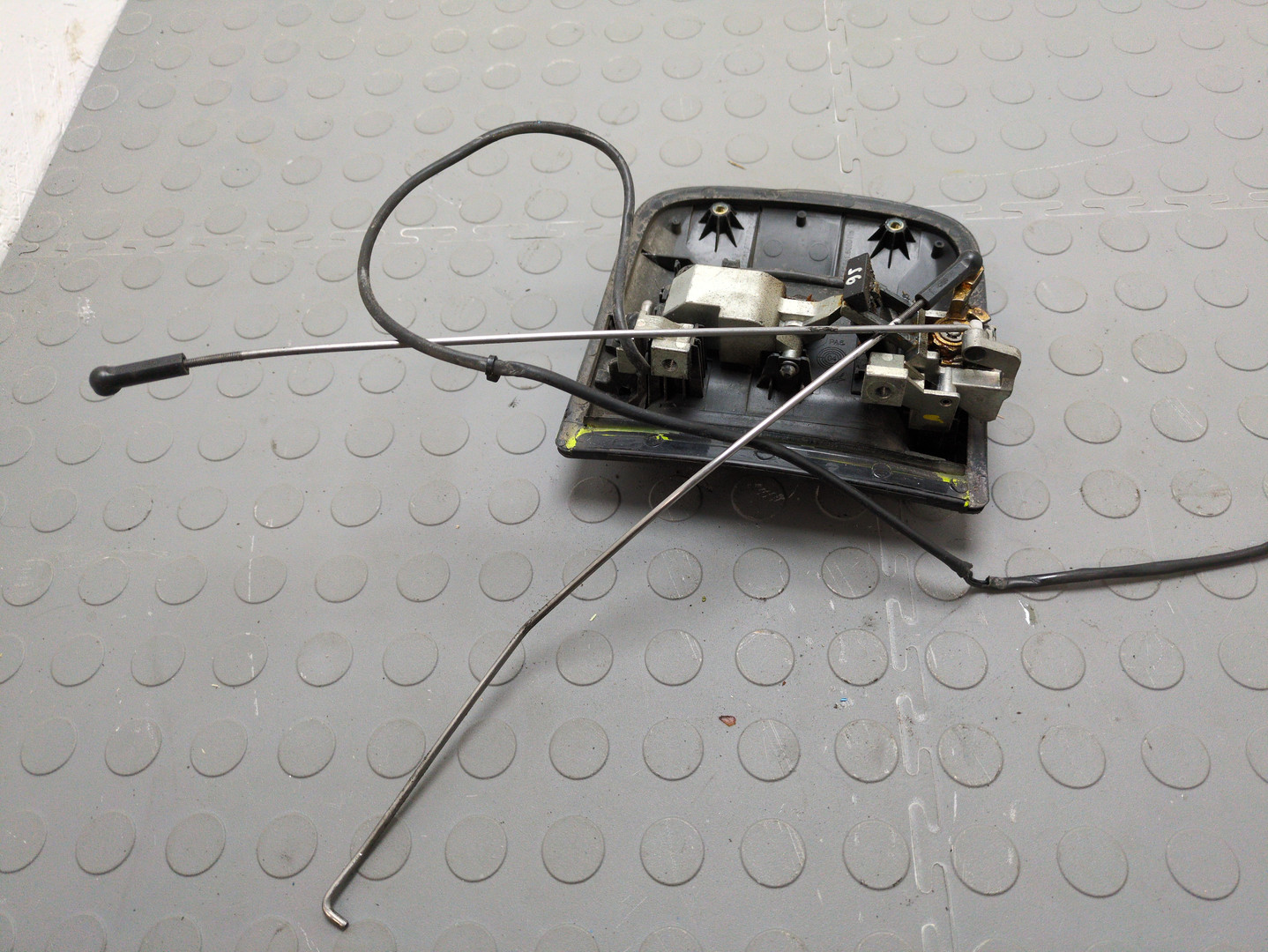 Ручка двери наружная