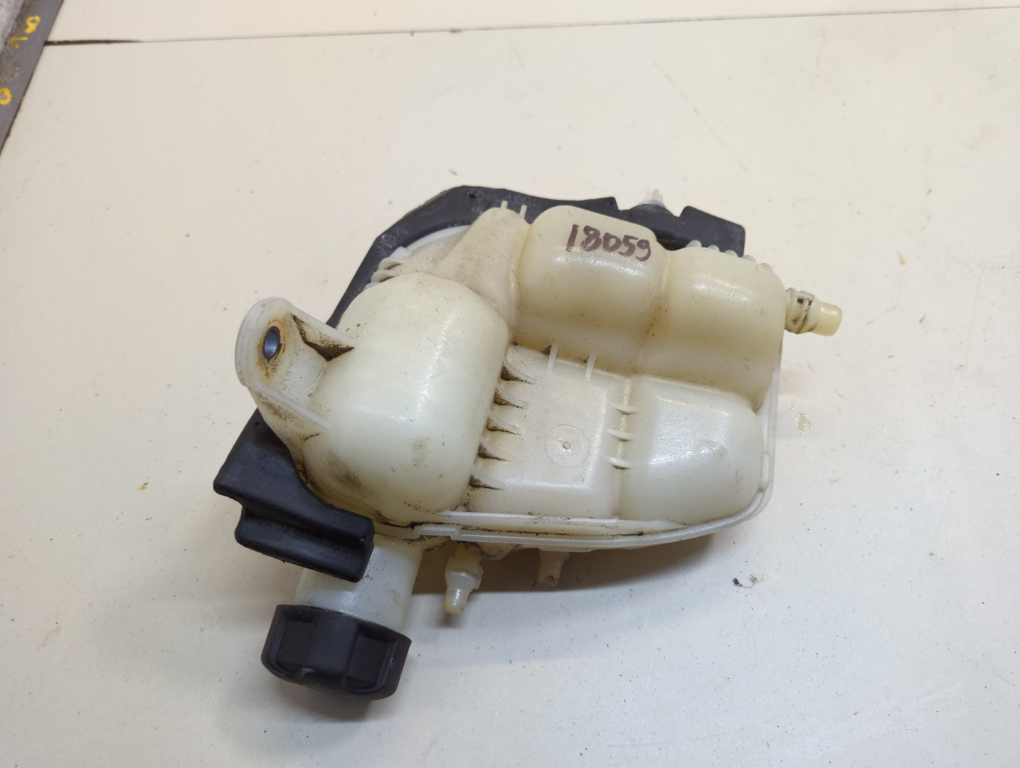 Бачок расширительный