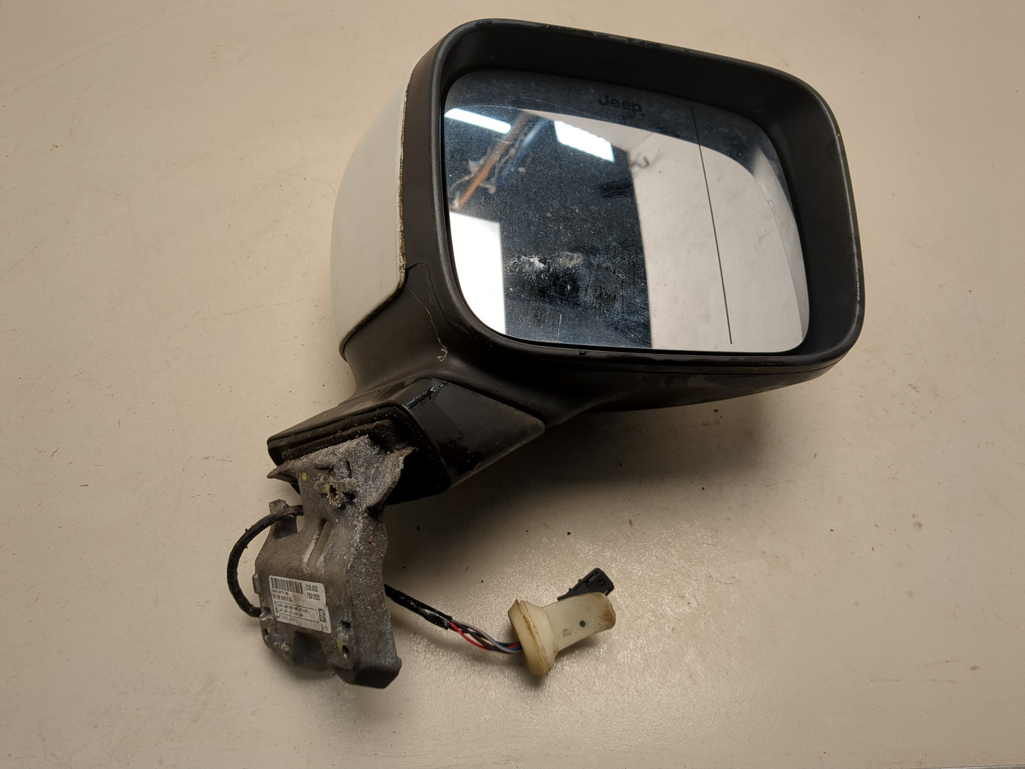 Зеркало правое электрическое