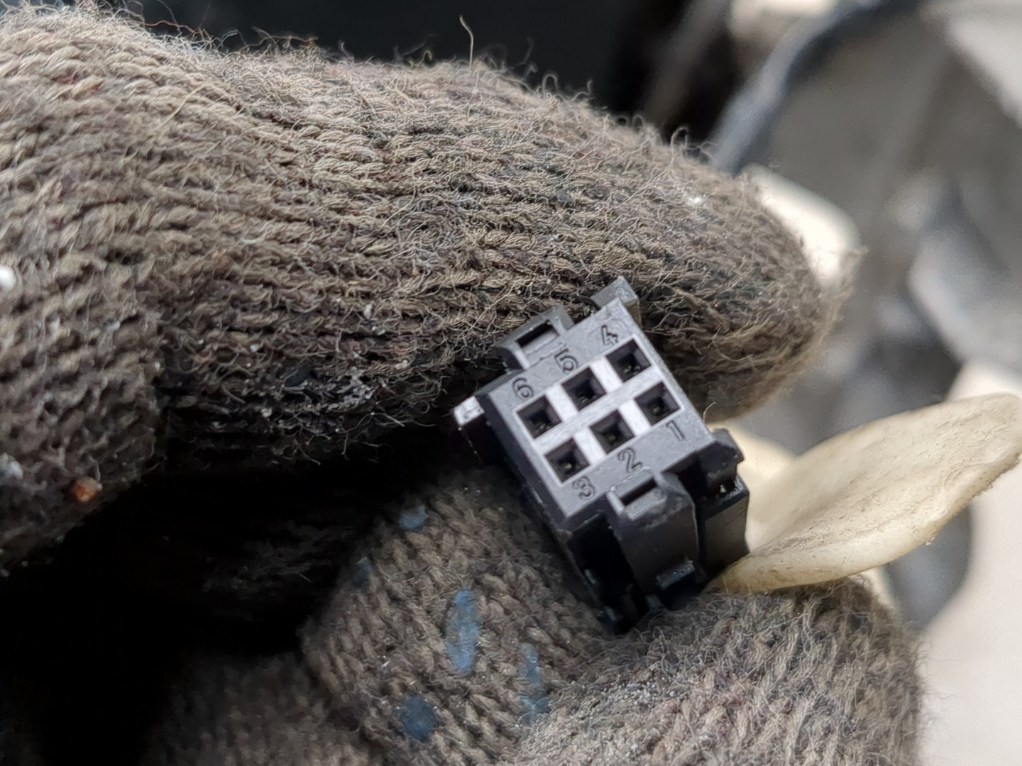 Зеркало правое электрическое