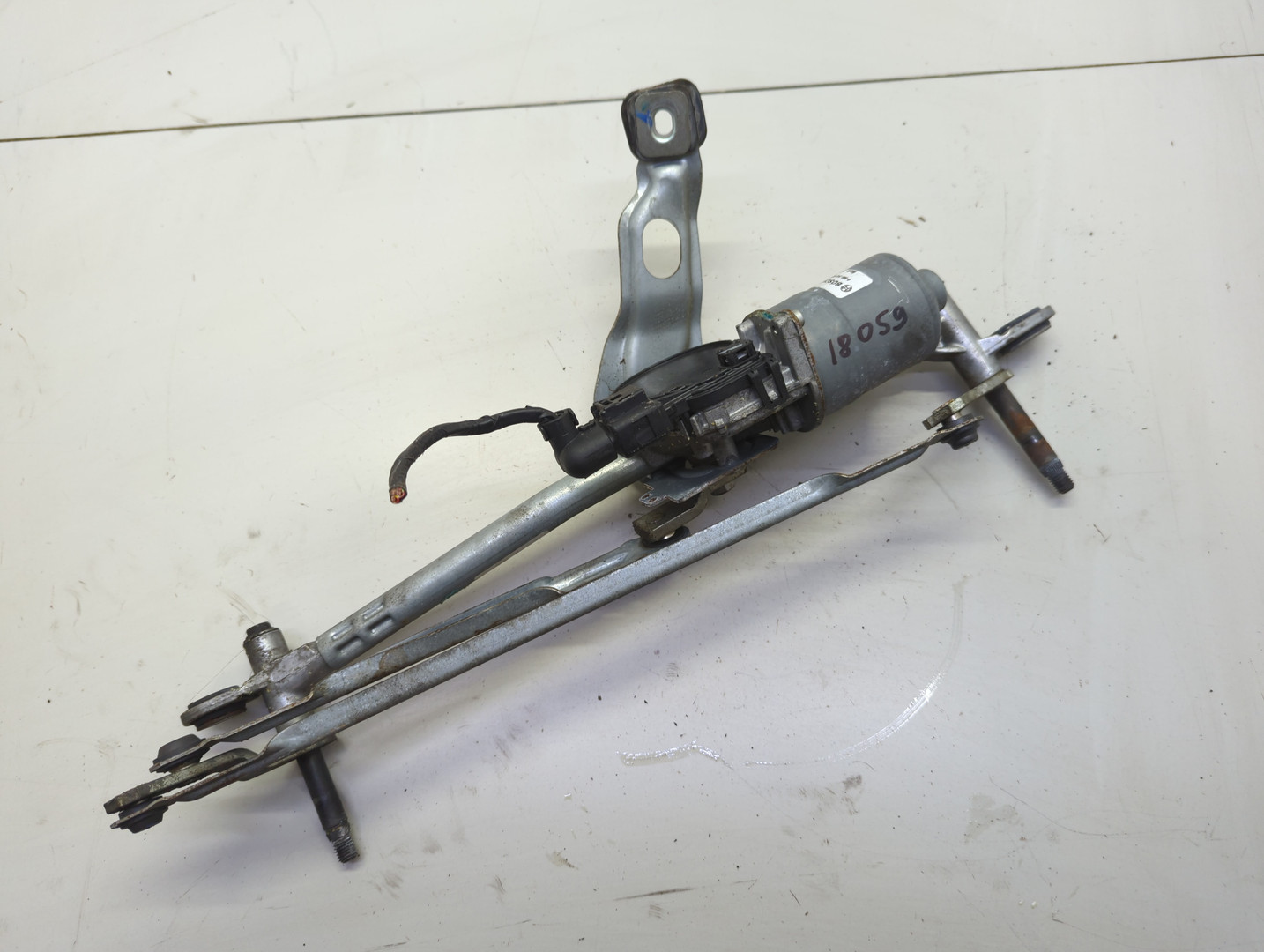 Трапеция стеклоочистителей