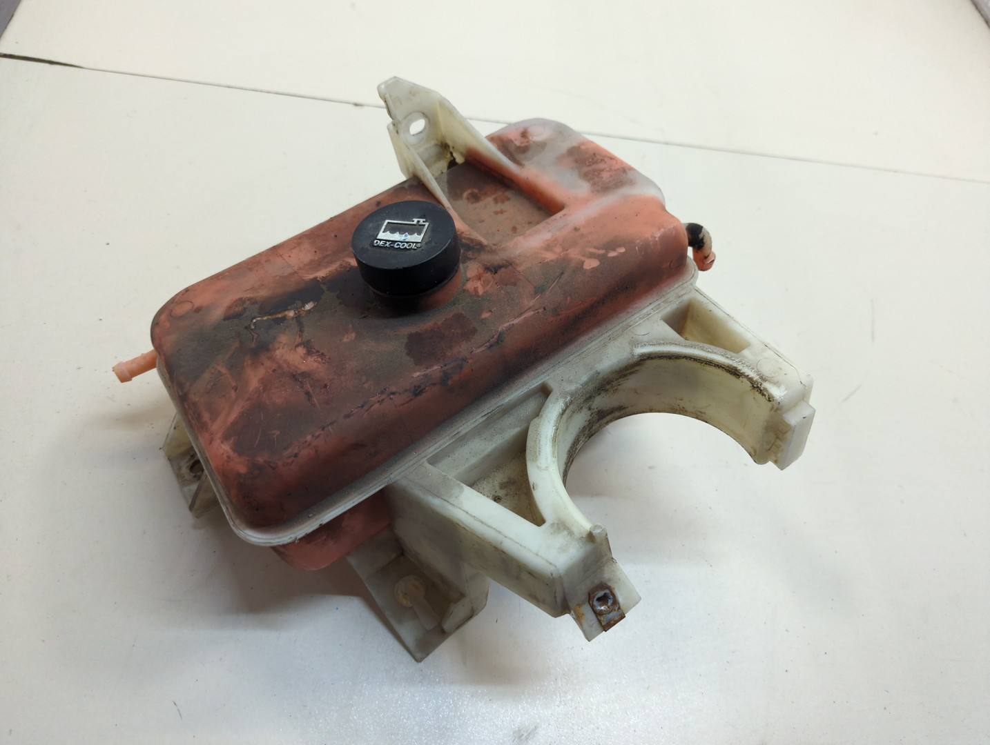 Бачок расширительный