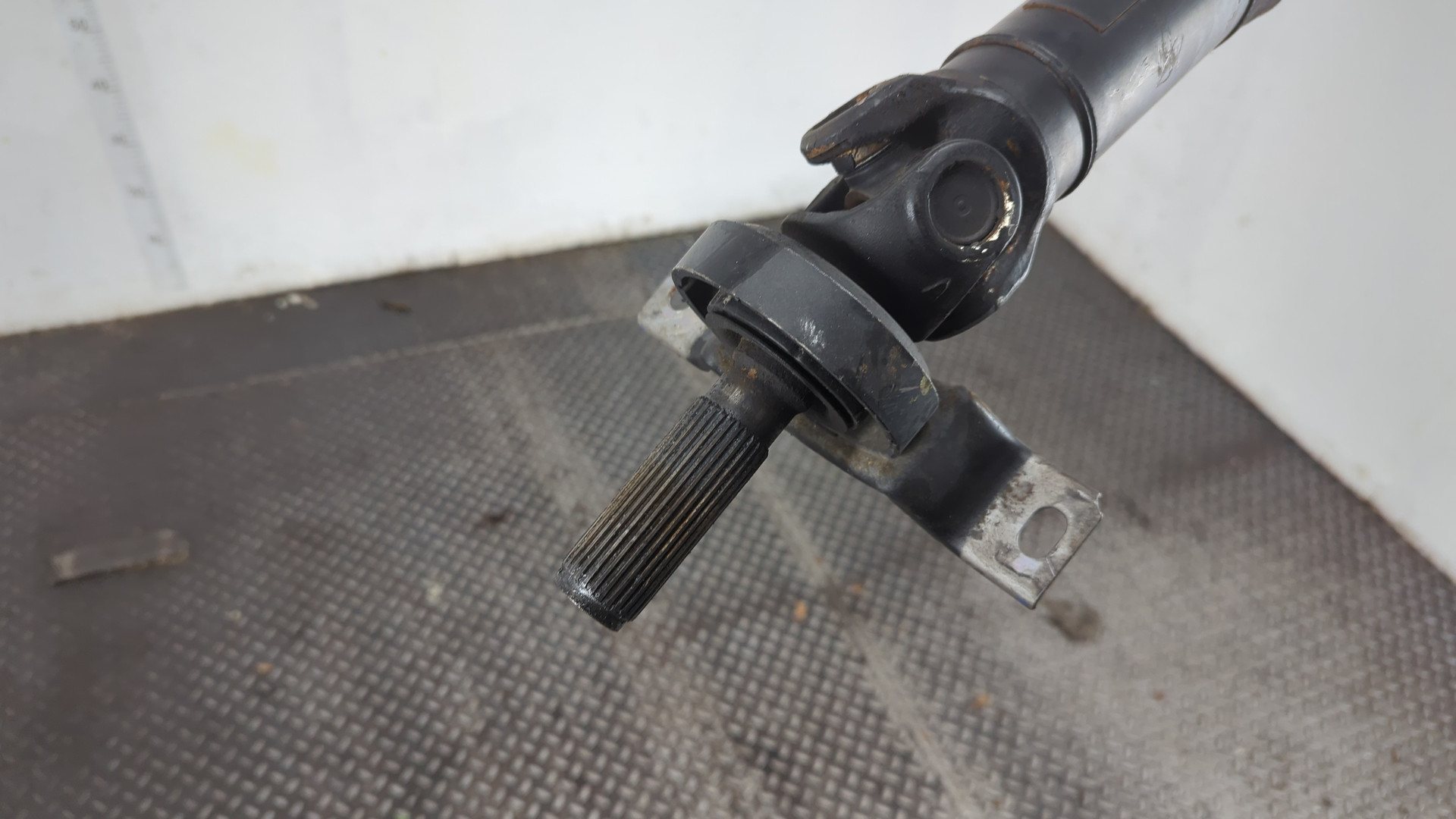 Вал карданный задний