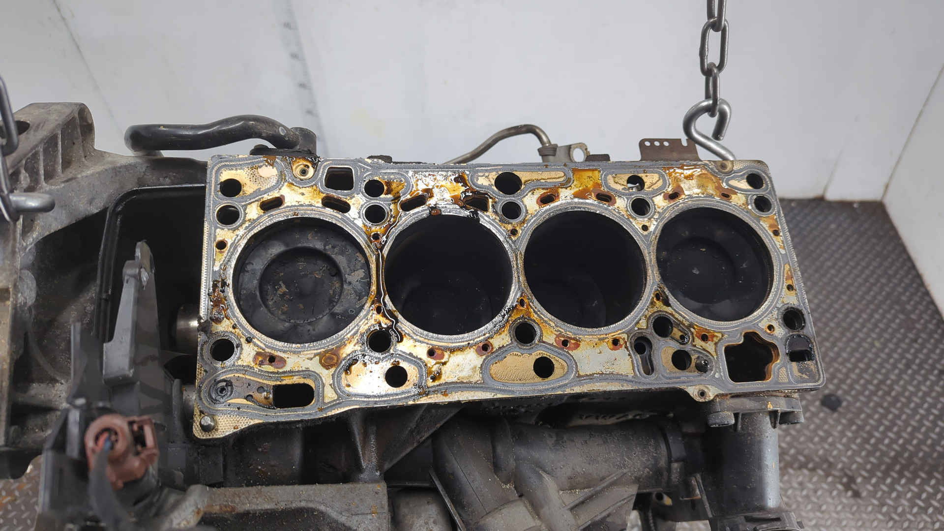 Блок двигателя