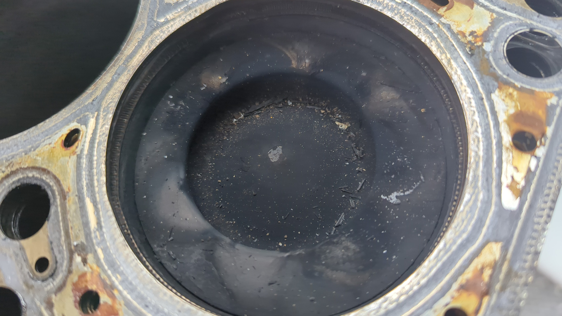 Блок двигателя