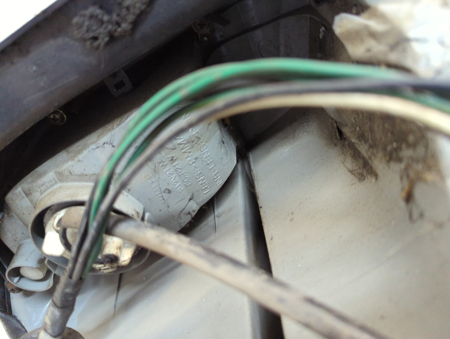 Фонарь задний правый