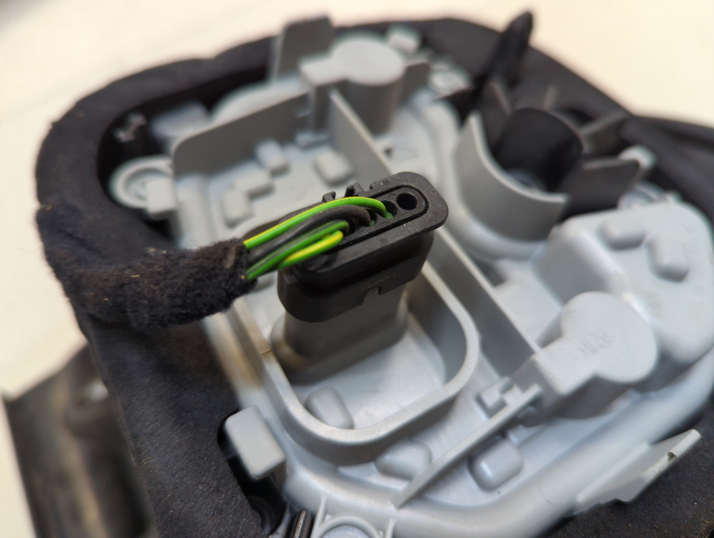 Фонарь задний правый