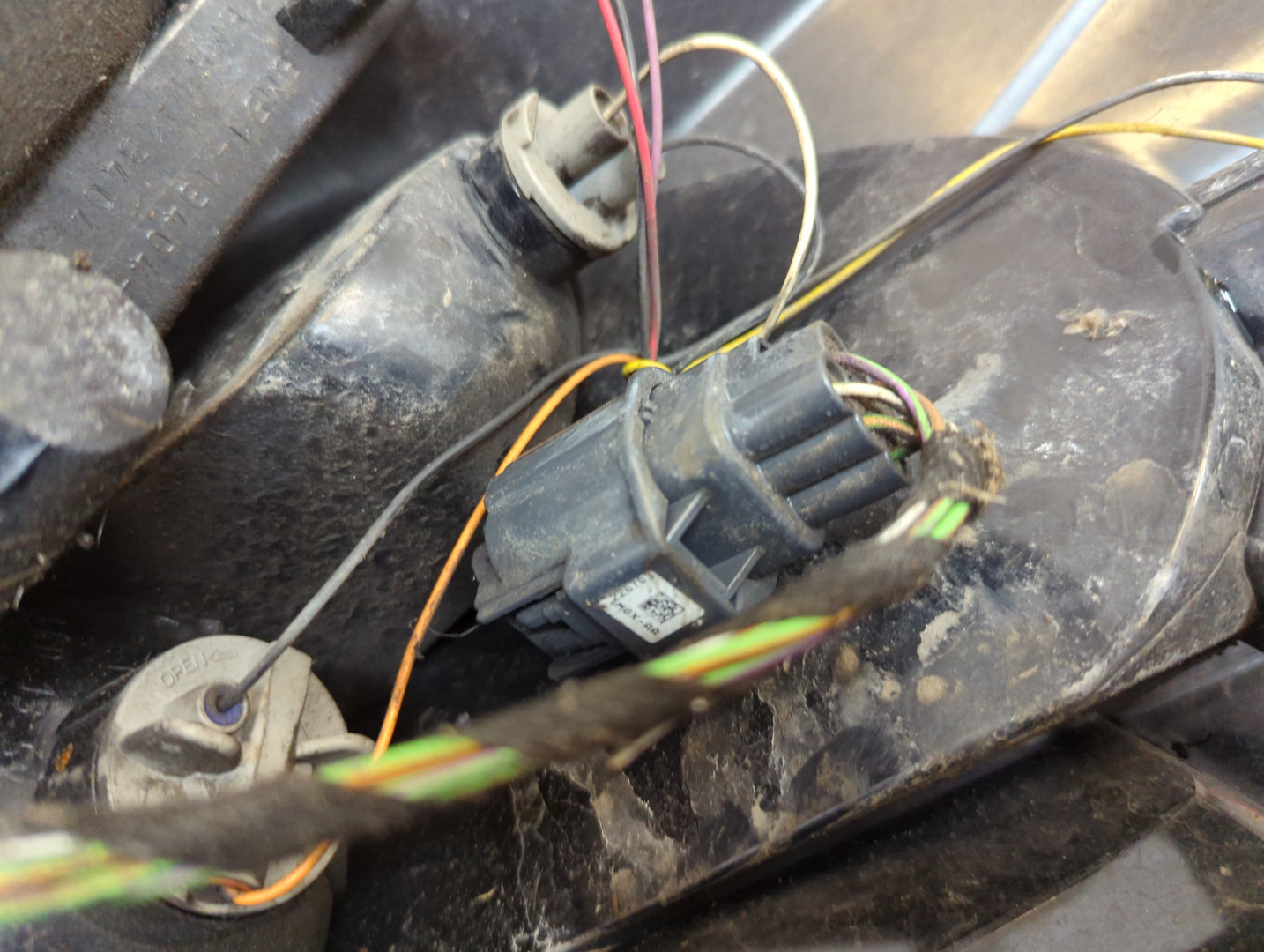 Фонарь задний правый