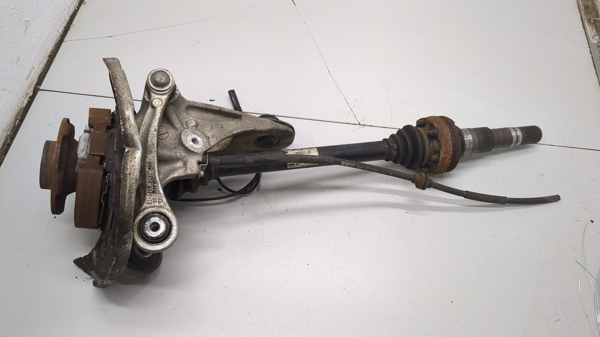 Кулак поворотный задний правый