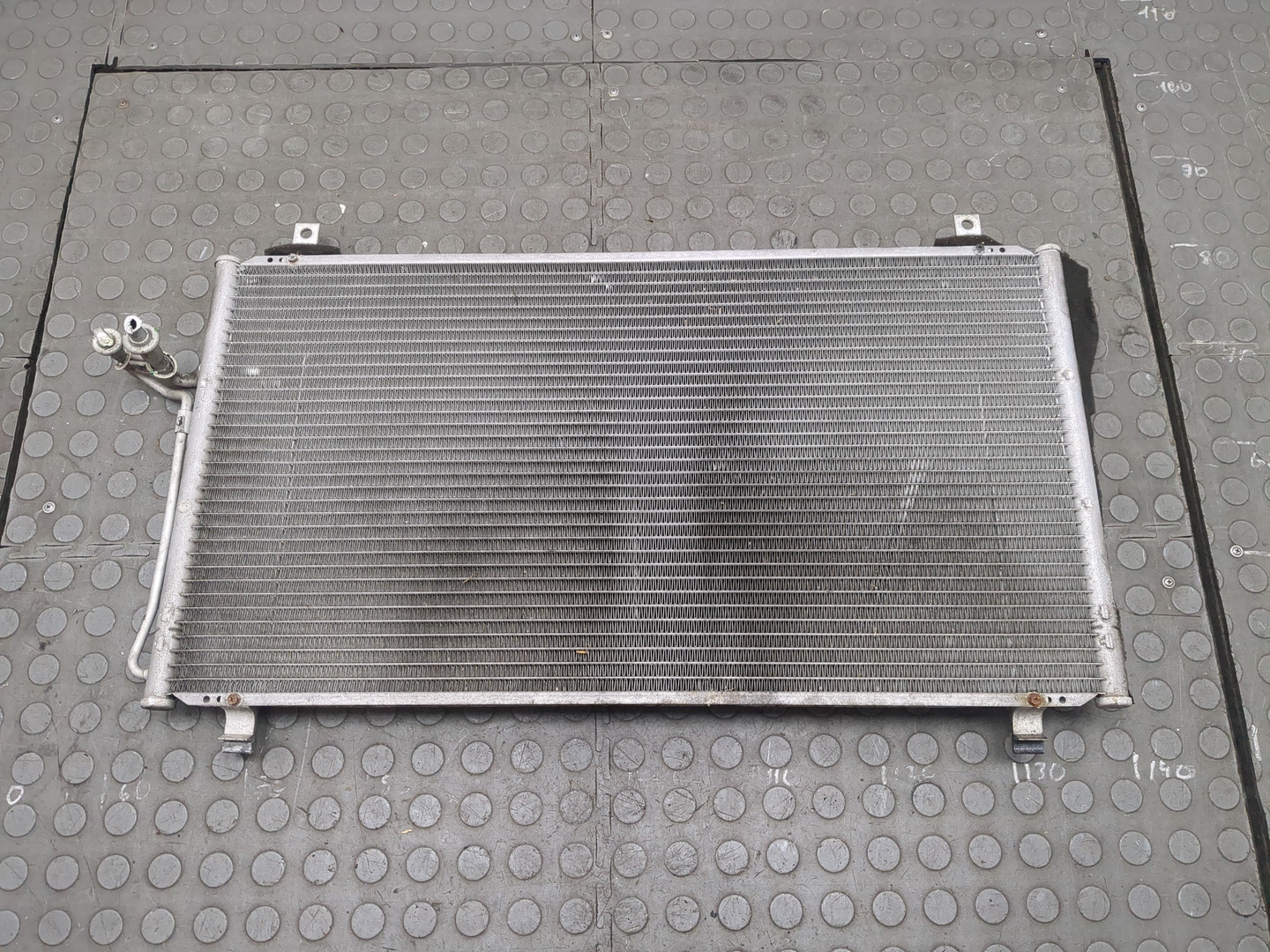 Радиатор кондиционера / конденсер