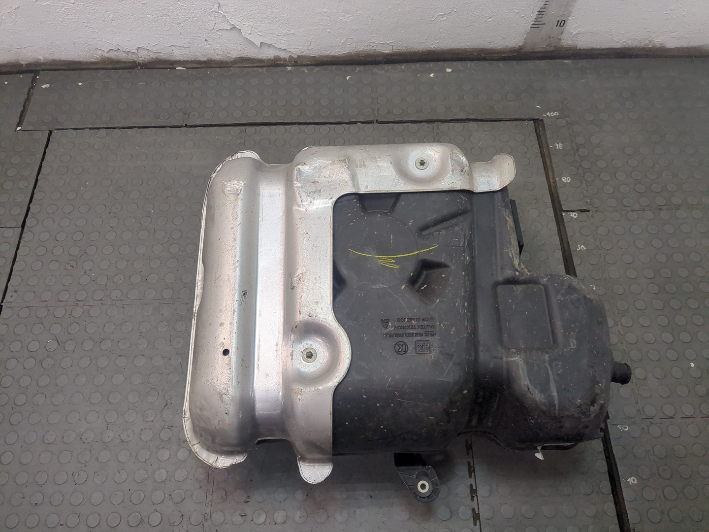 Бак топливный