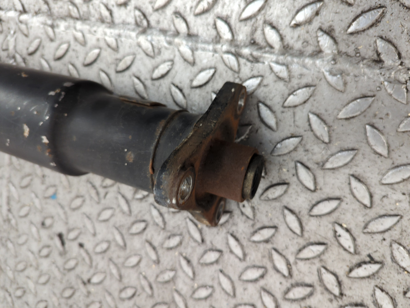 Вал карданный задний