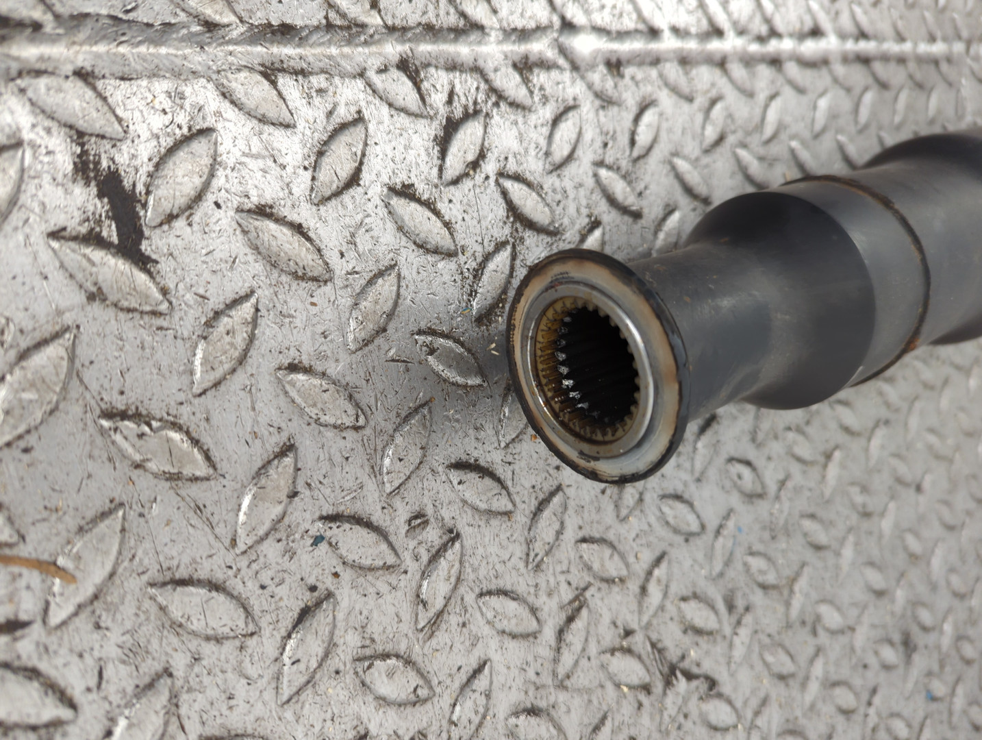 Вал карданный задний